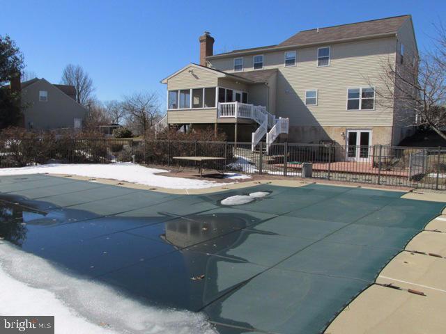 CRESTVIEW - Residential