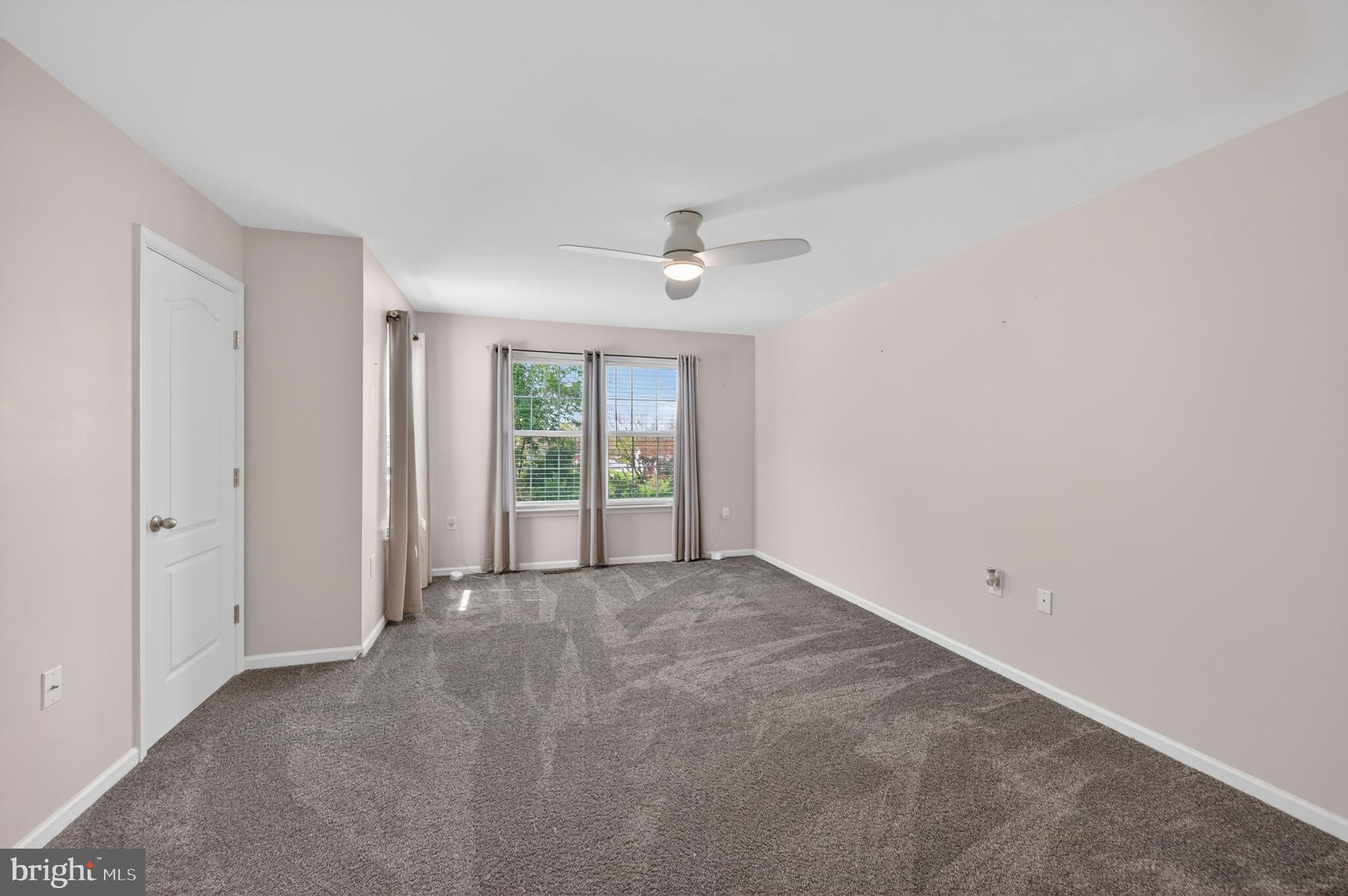 MANOR PARK - Residential