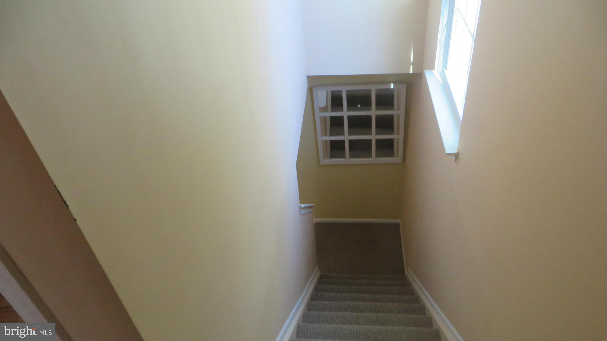 RIDGEVIEW ESTATES ADDITION - Residential Lease