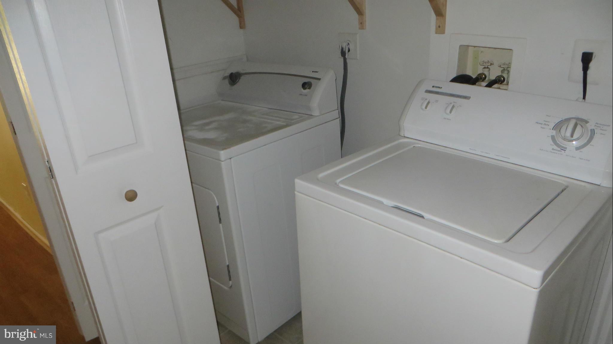 RIDGEVIEW ESTATES ADDITION - Residential Lease