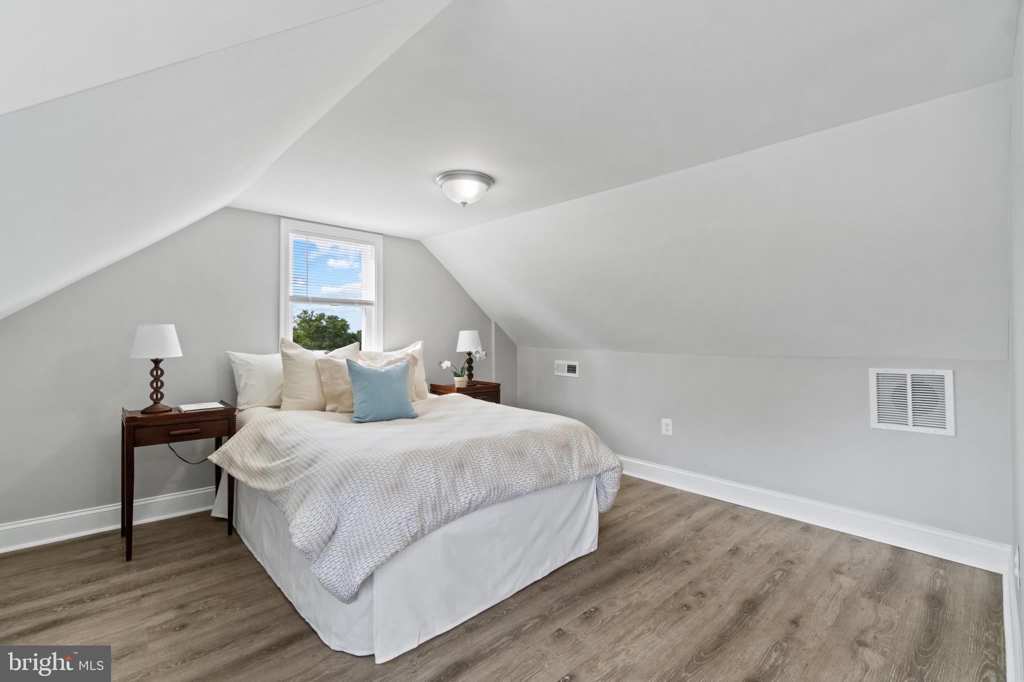 HAMILTON HEIGHTS - Residential