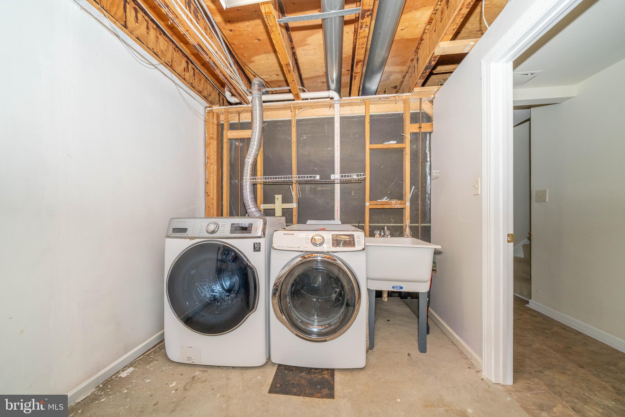 VILLAGE OF DORSEY SEARCH - Residential Lease