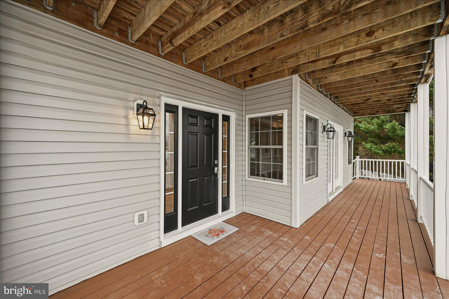 LAKE HOLIDAY ESTATES - Residential