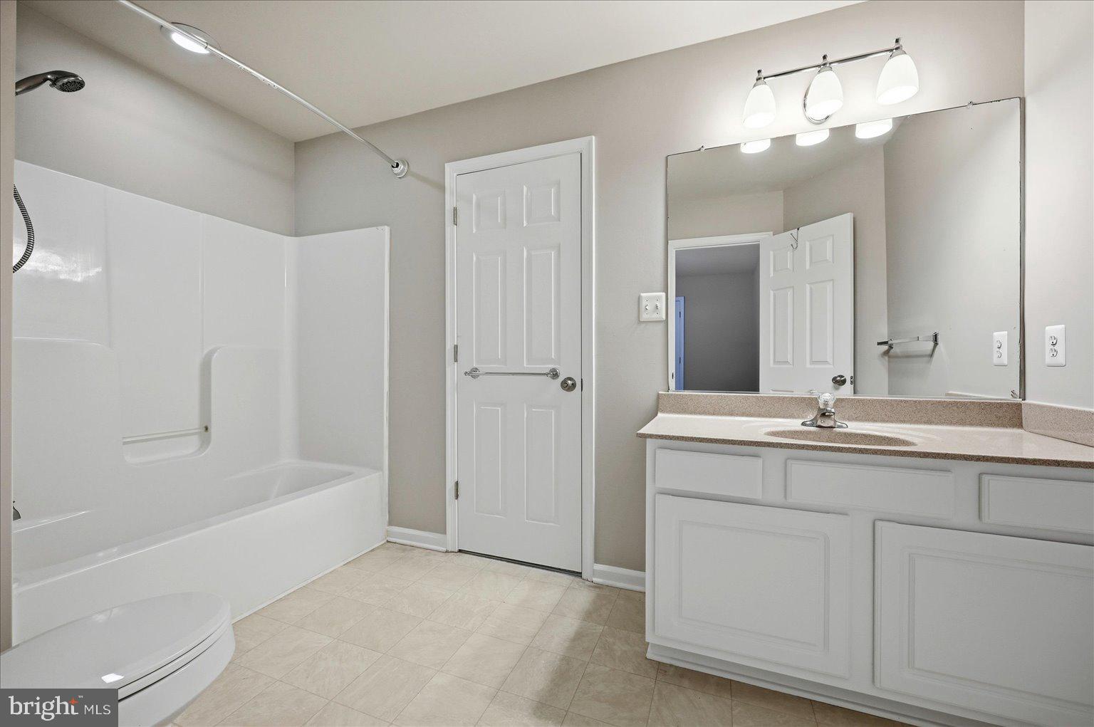 LAKE HOLIDAY ESTATES - Residential