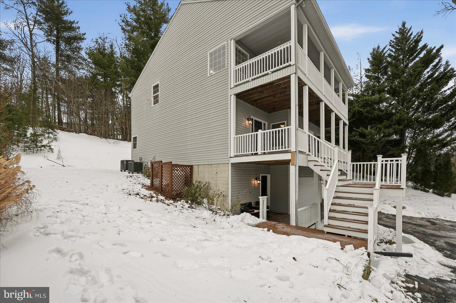 LAKE HOLIDAY ESTATES - Residential