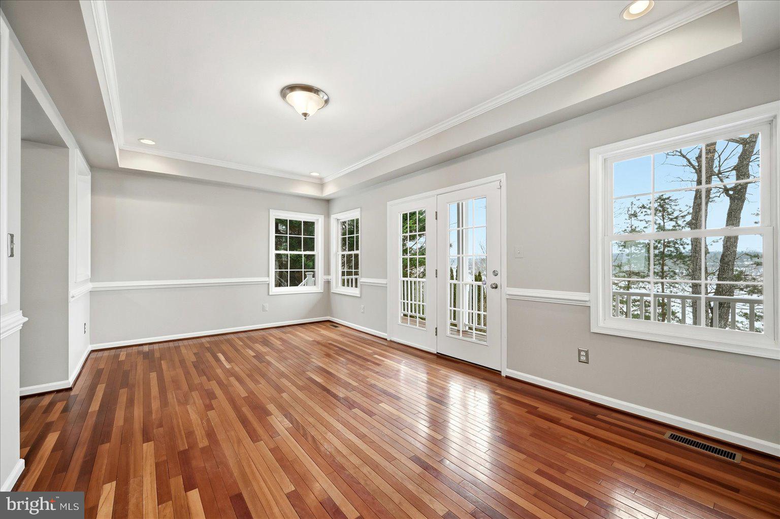 LAKE HOLIDAY ESTATES - Residential