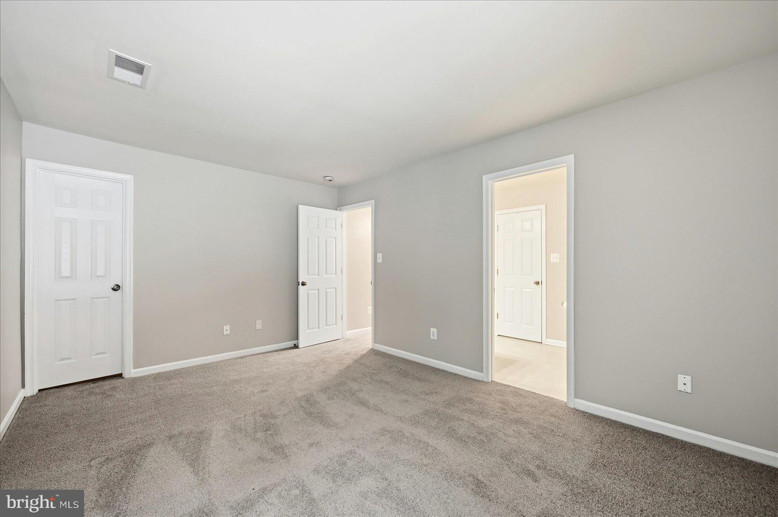 LAKE HOLIDAY ESTATES - Residential