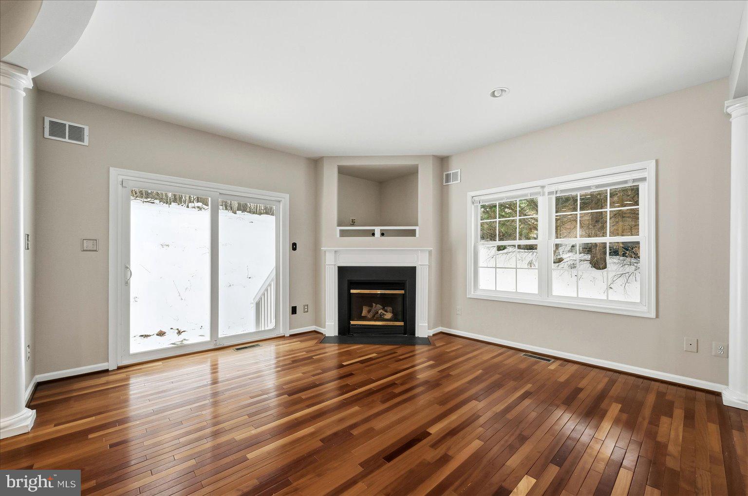 LAKE HOLIDAY ESTATES - Residential