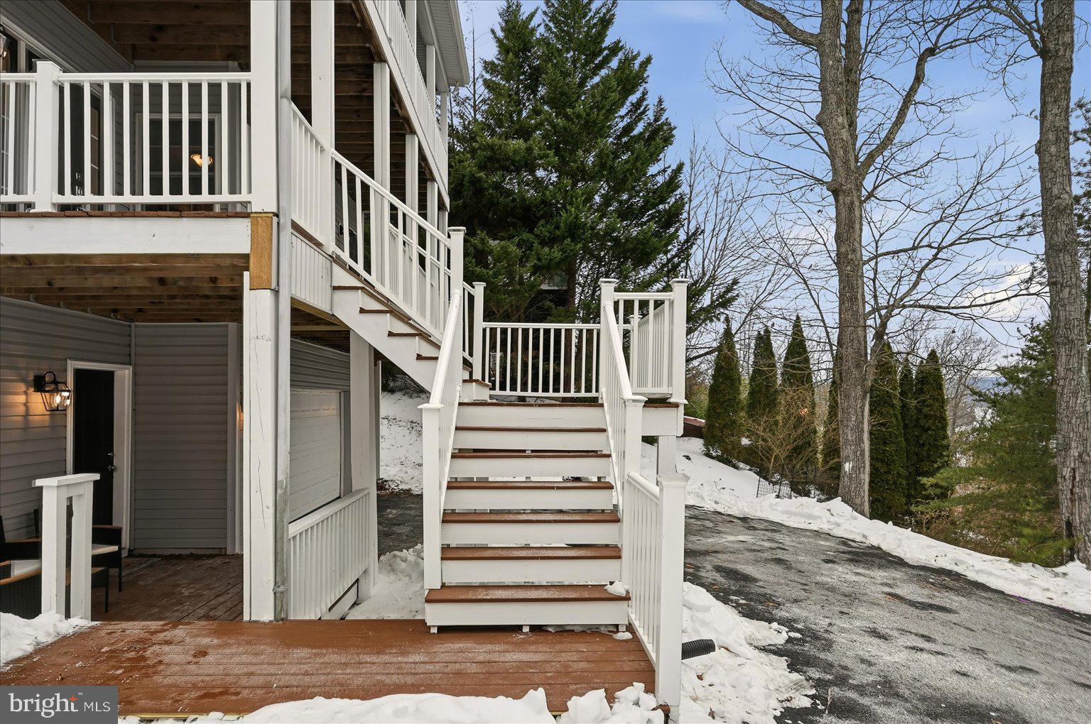 LAKE HOLIDAY ESTATES - Residential