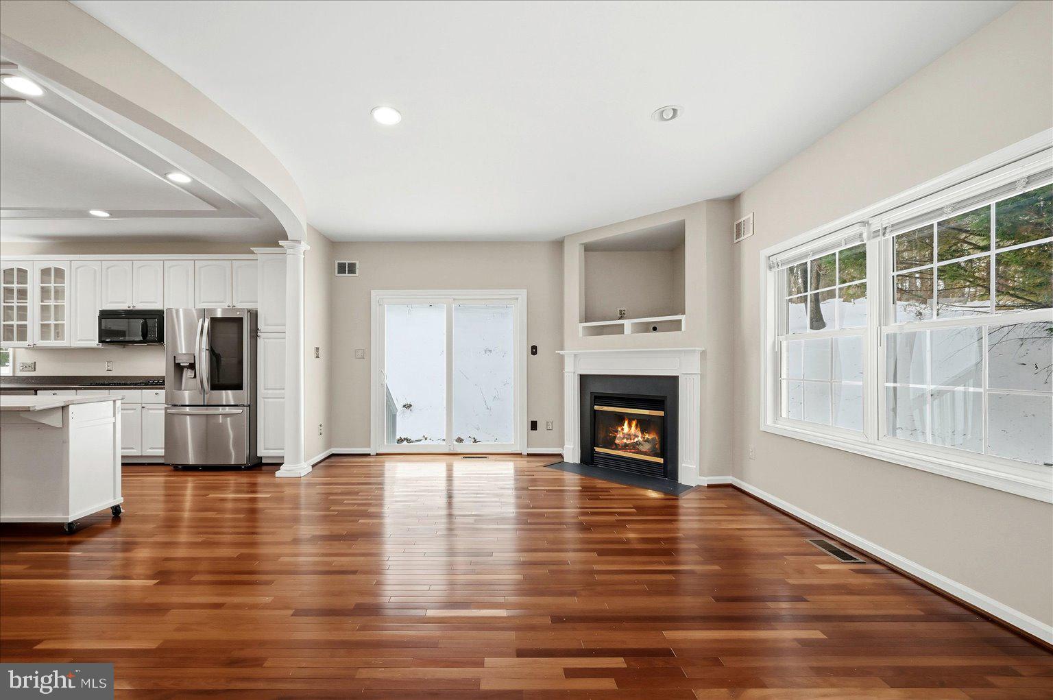 LAKE HOLIDAY ESTATES - Residential