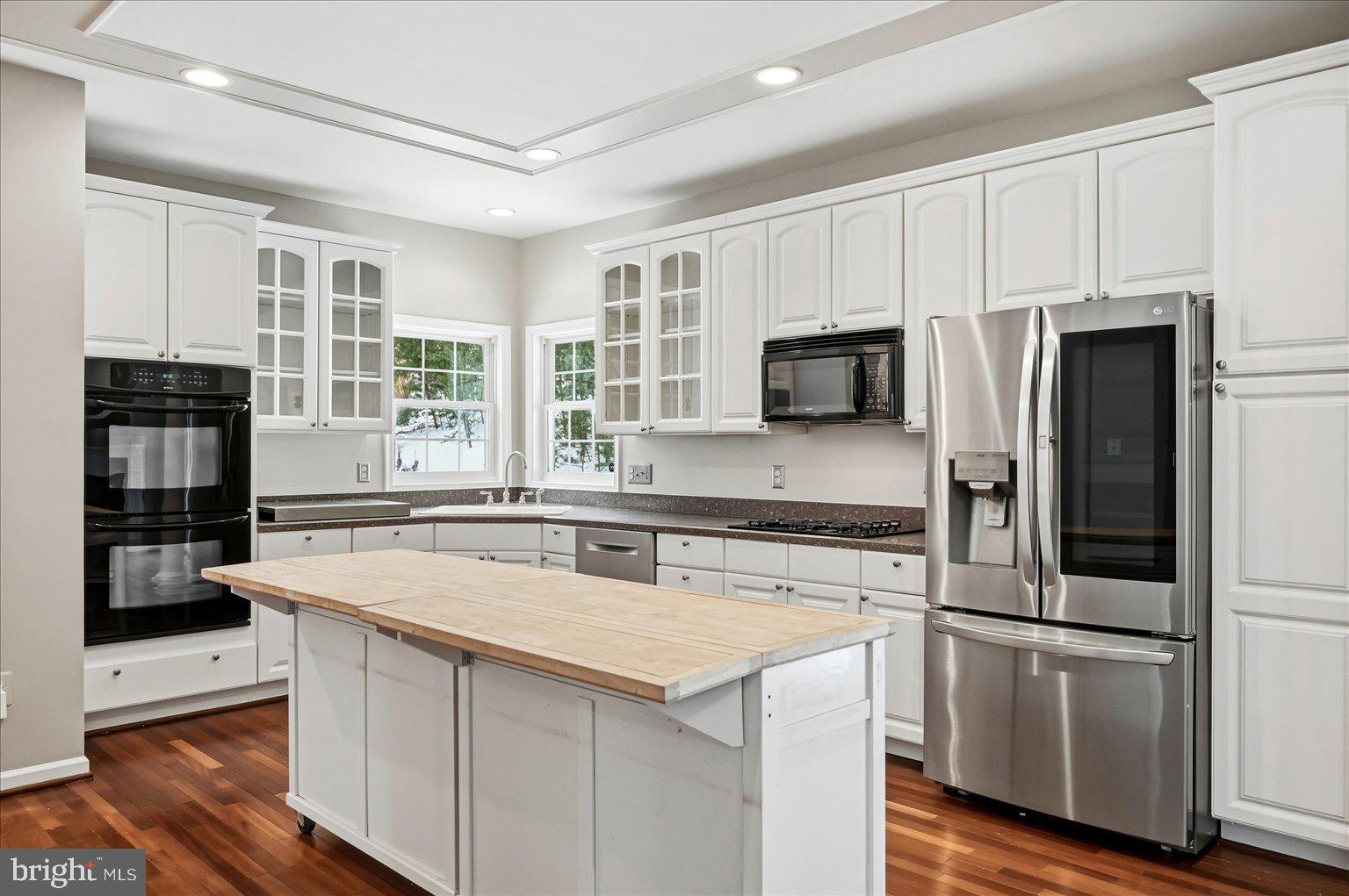 LAKE HOLIDAY ESTATES - Residential