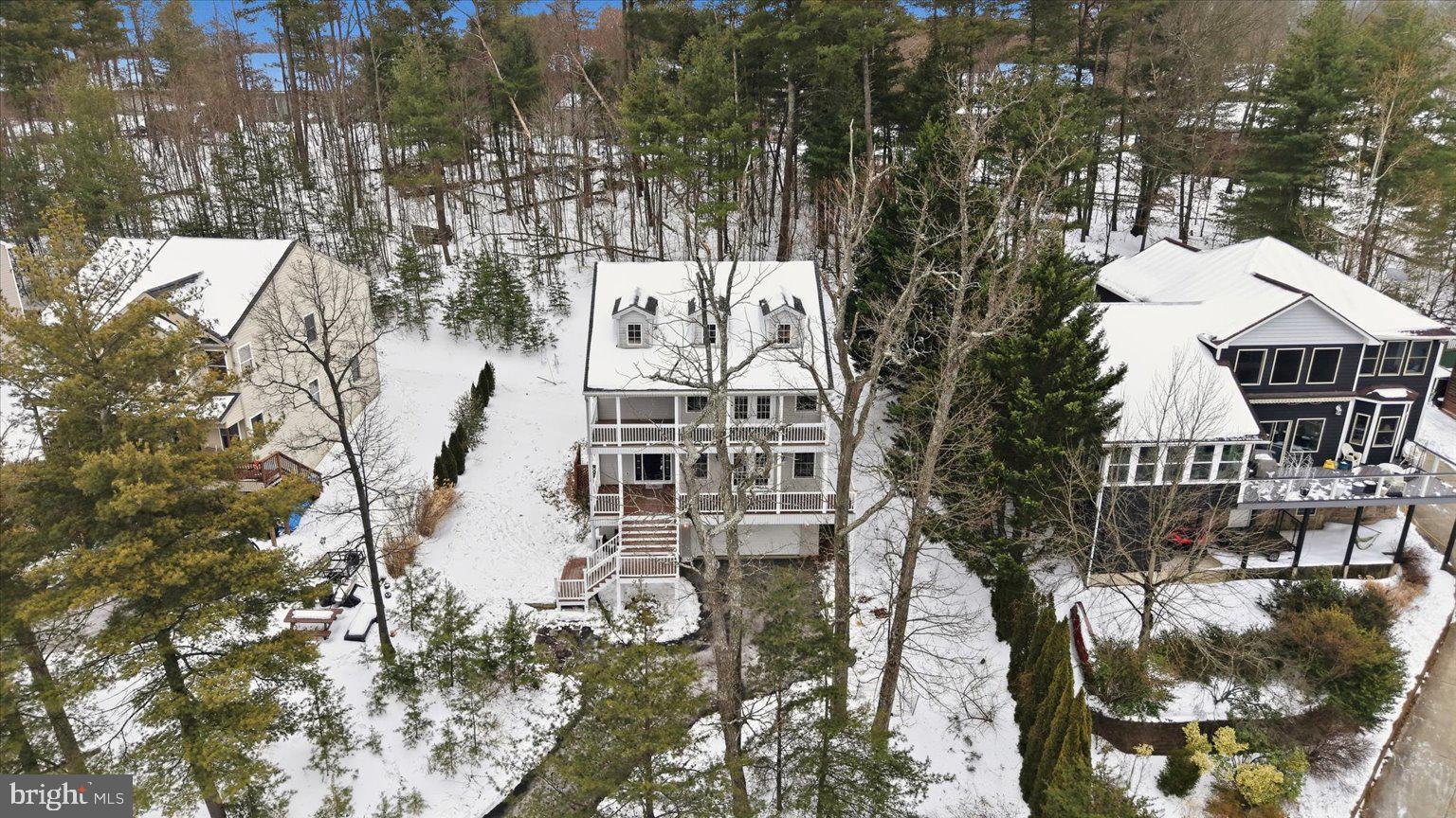 LAKE HOLIDAY ESTATES - Residential