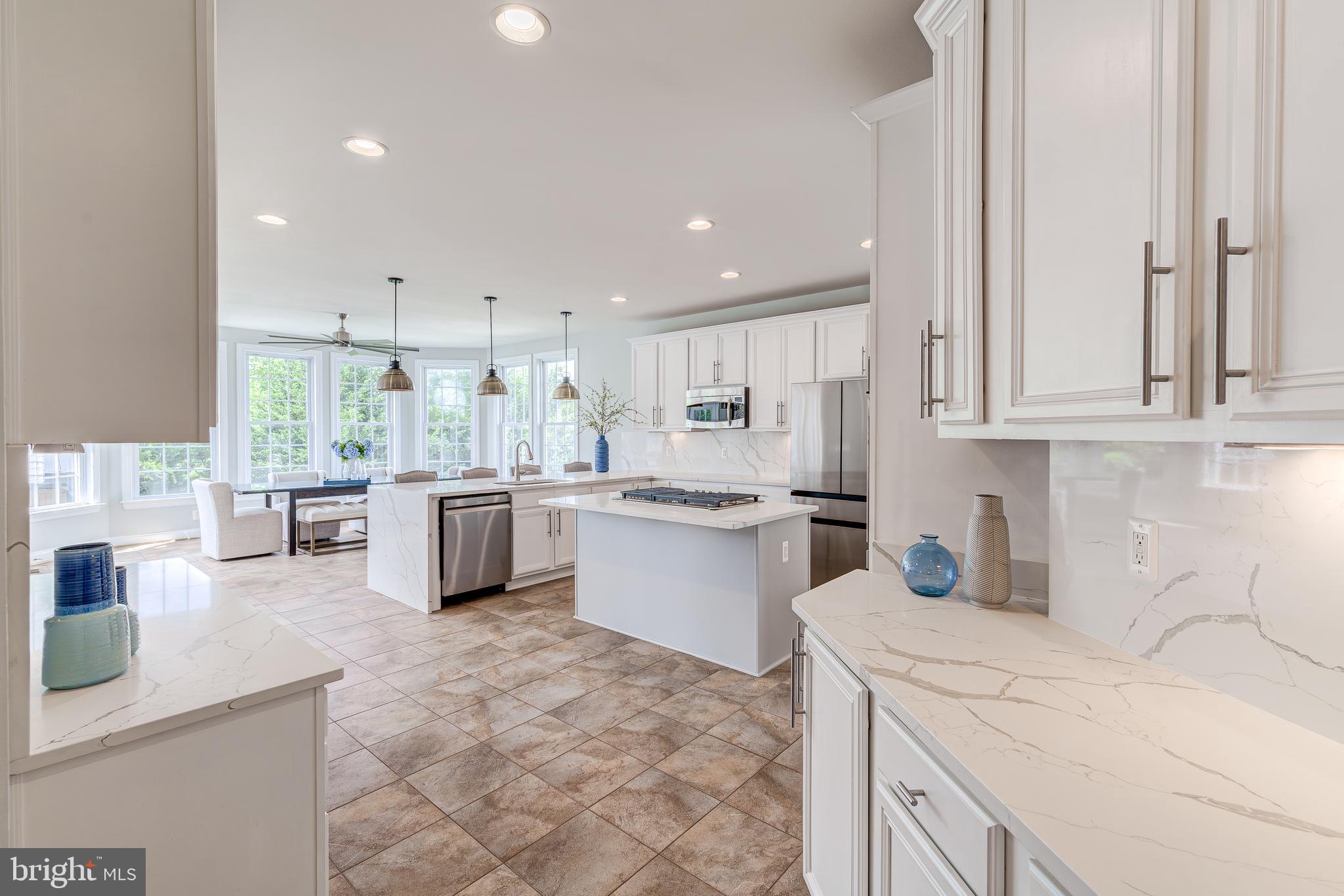 BROADLANDS - Residential