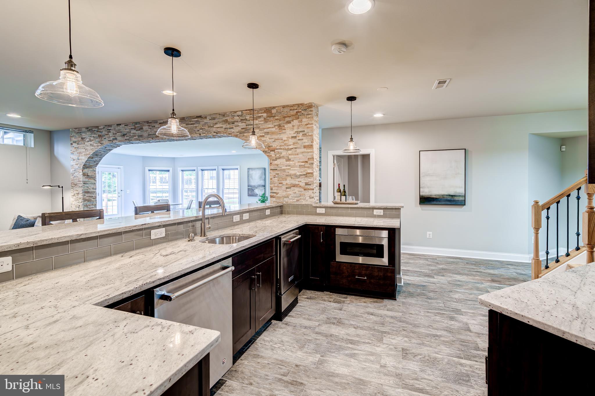 BROADLANDS - Residential