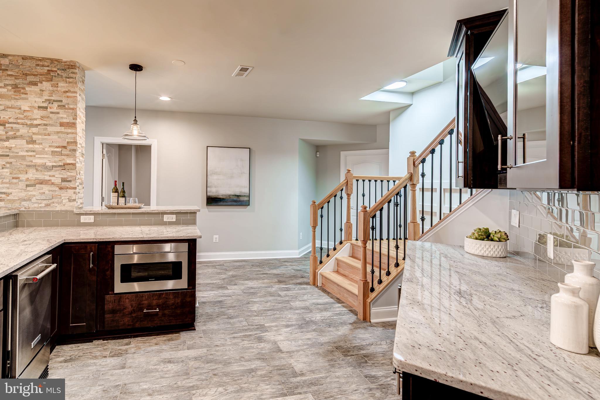 BROADLANDS - Residential