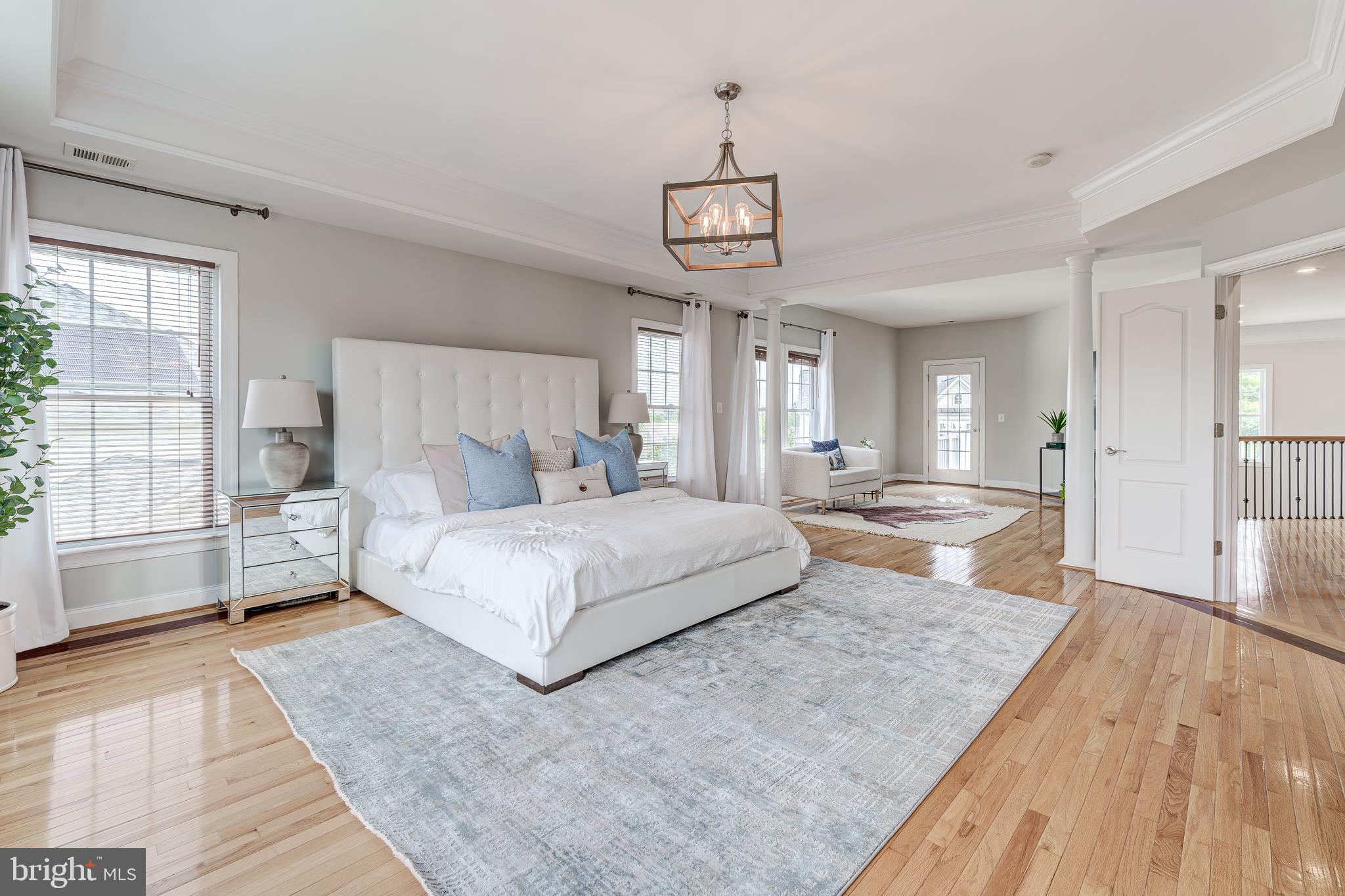 BROADLANDS - Residential