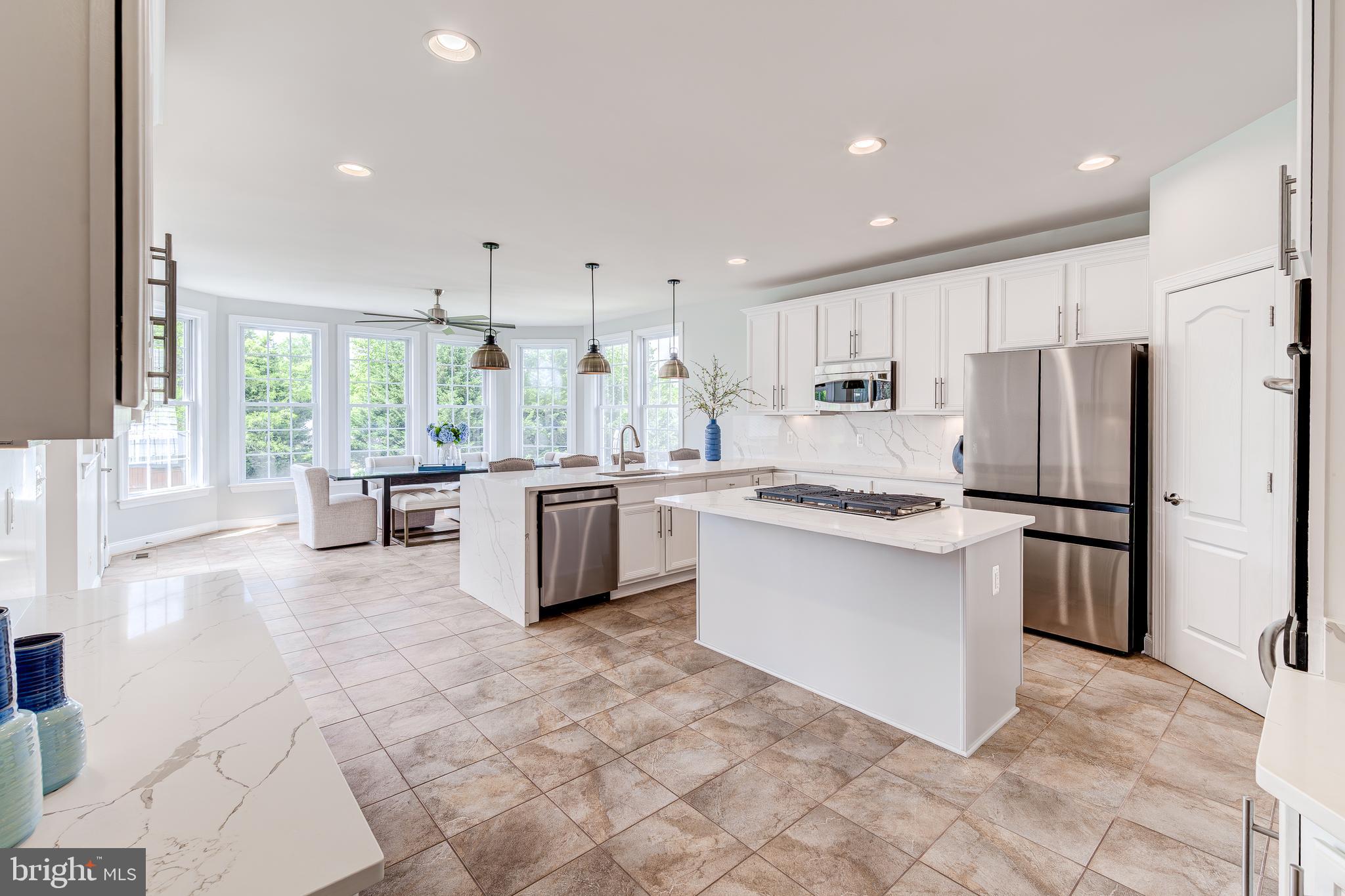 BROADLANDS - Residential