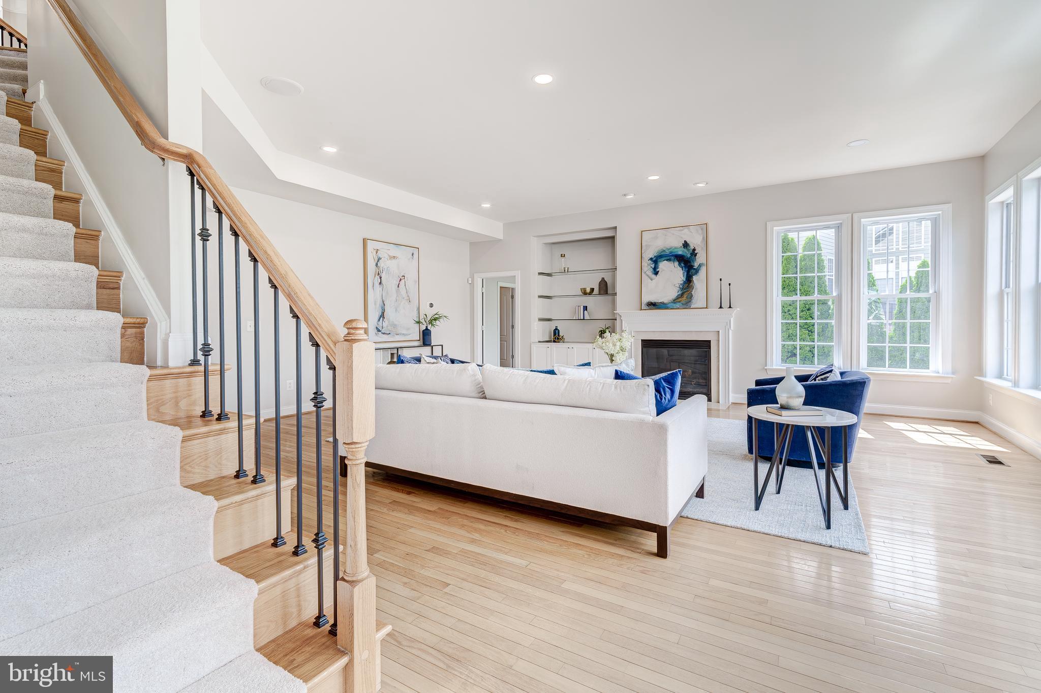 BROADLANDS - Residential