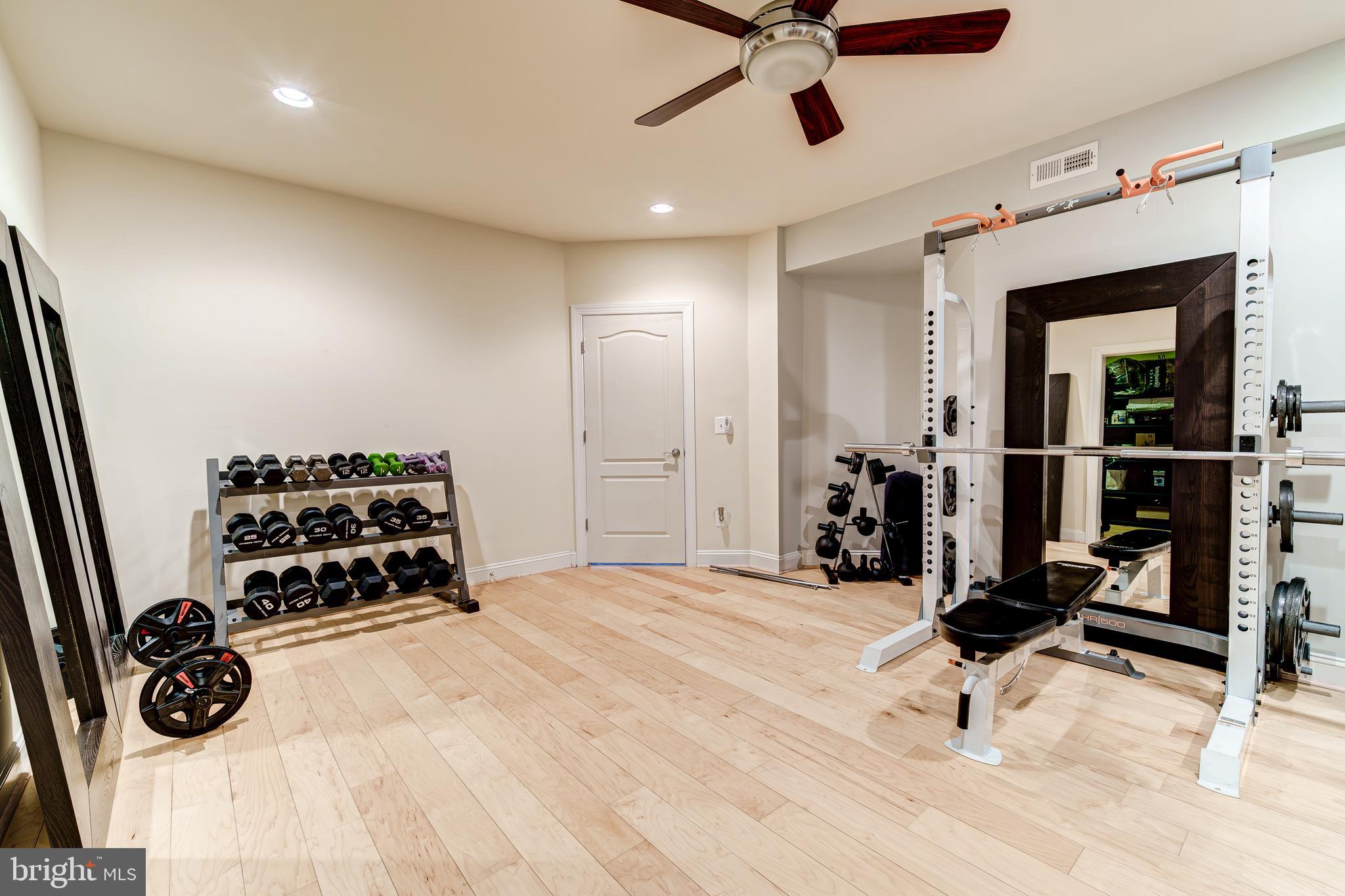 BROADLANDS - Residential