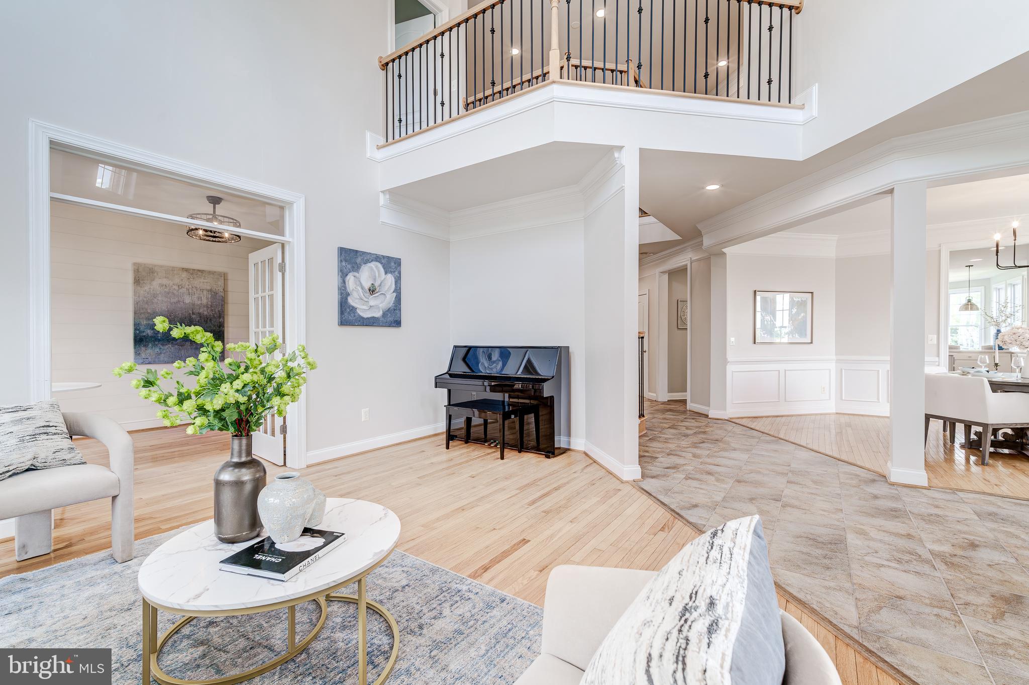 BROADLANDS - Residential