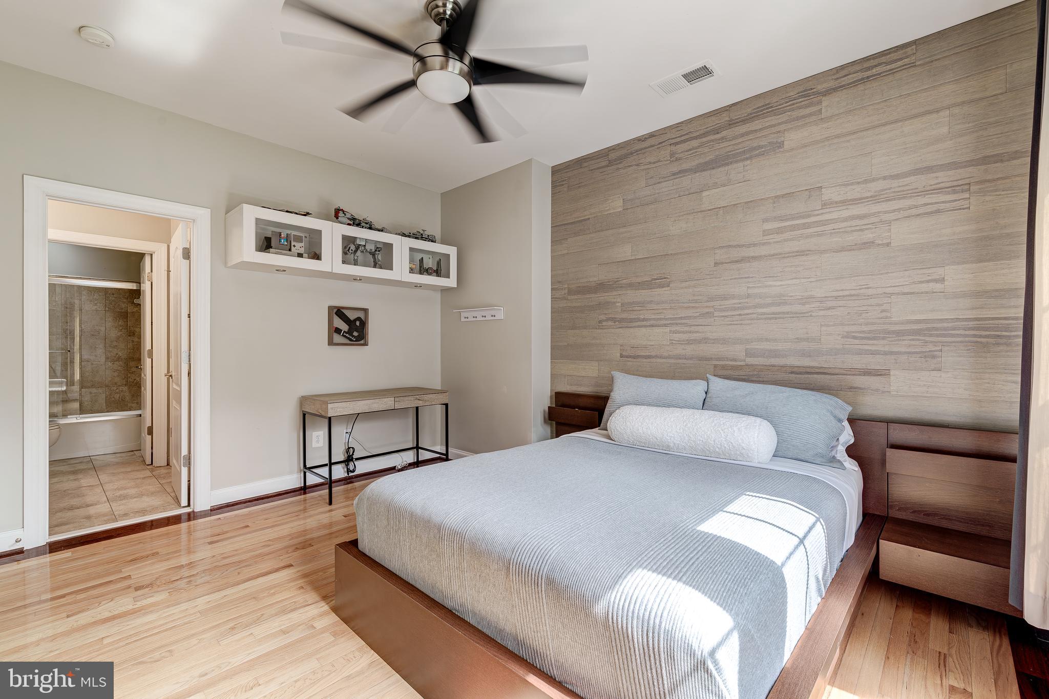 BROADLANDS - Residential