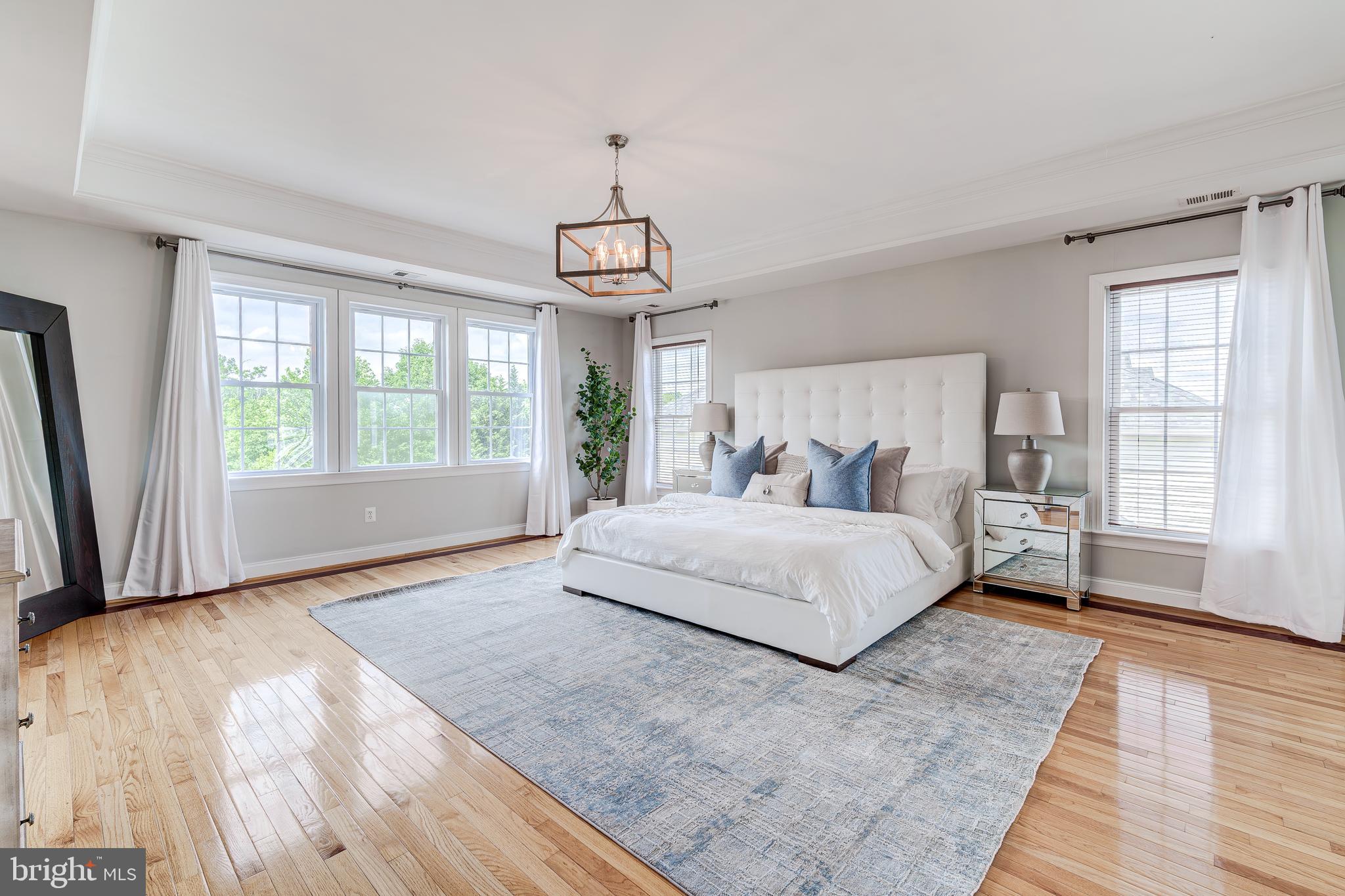 BROADLANDS - Residential