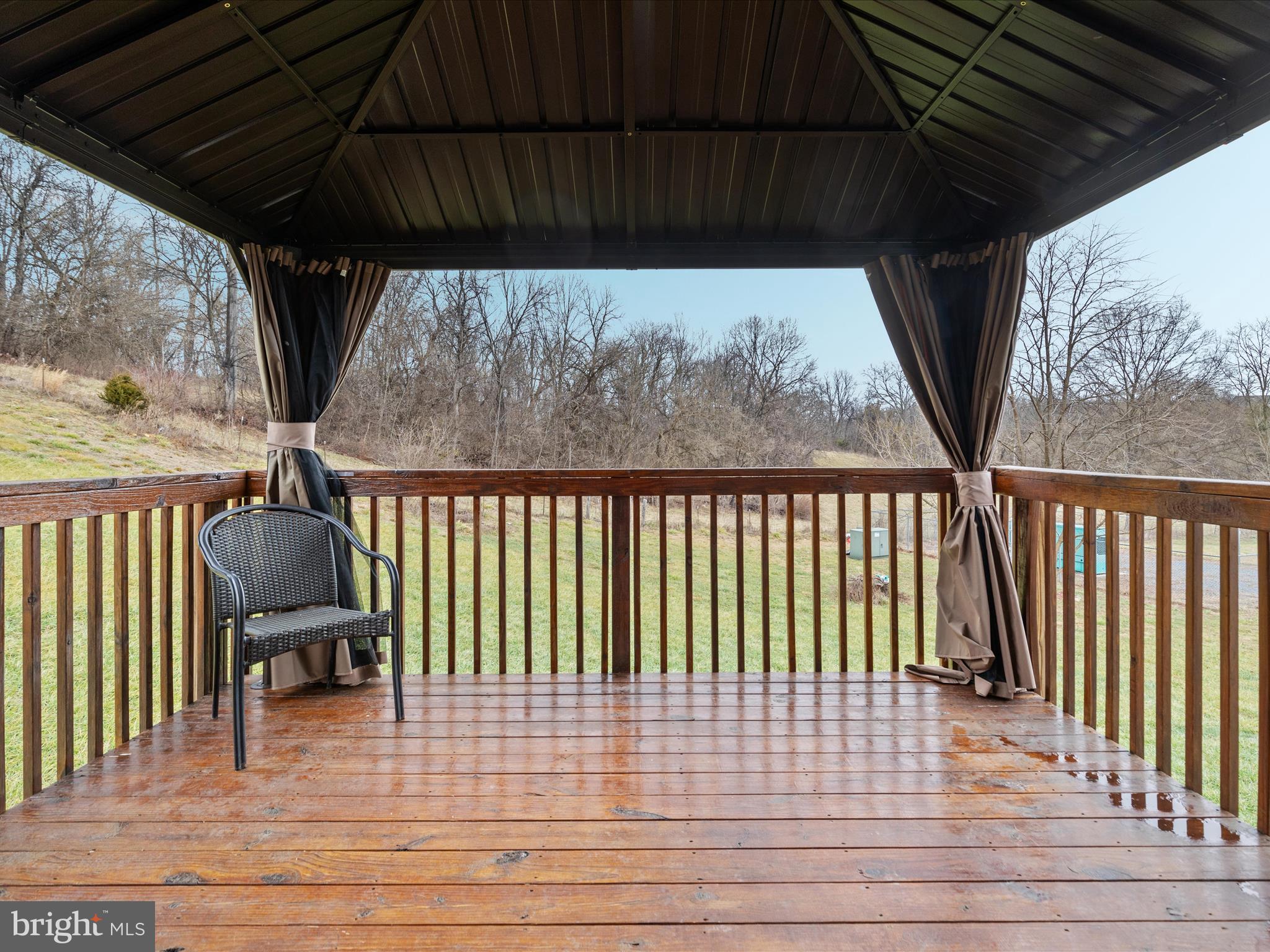 FORT HILL FARMS - Residential