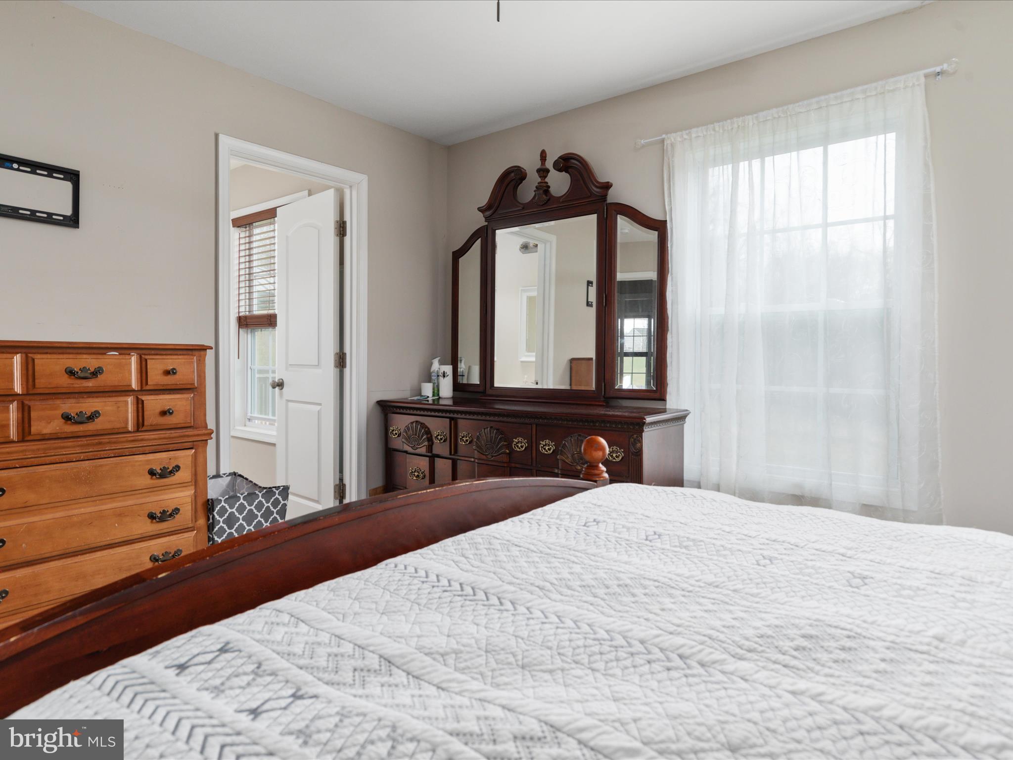 FORT HILL FARMS - Residential