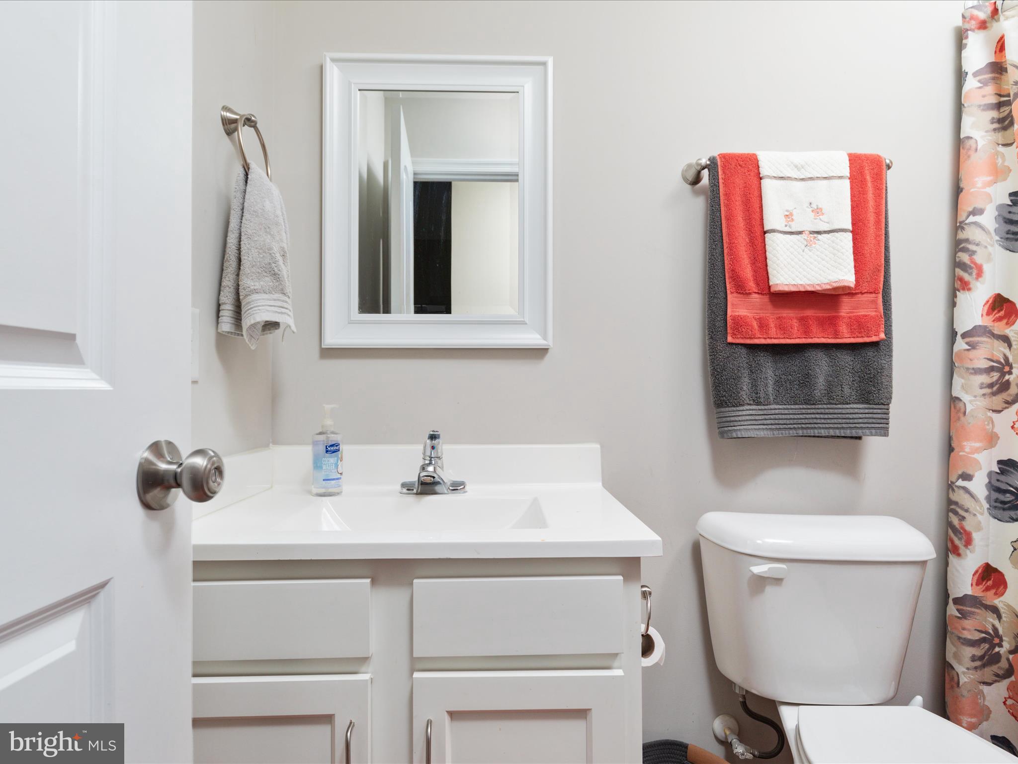 FORT HILL FARMS - Residential