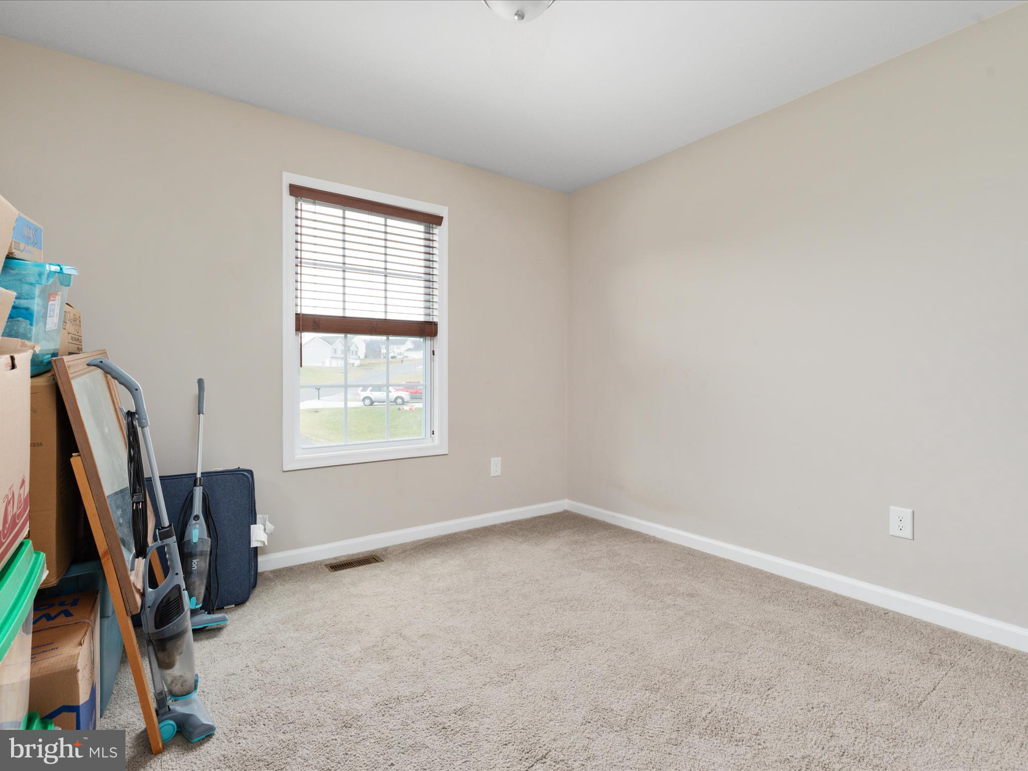 FORT HILL FARMS - Residential