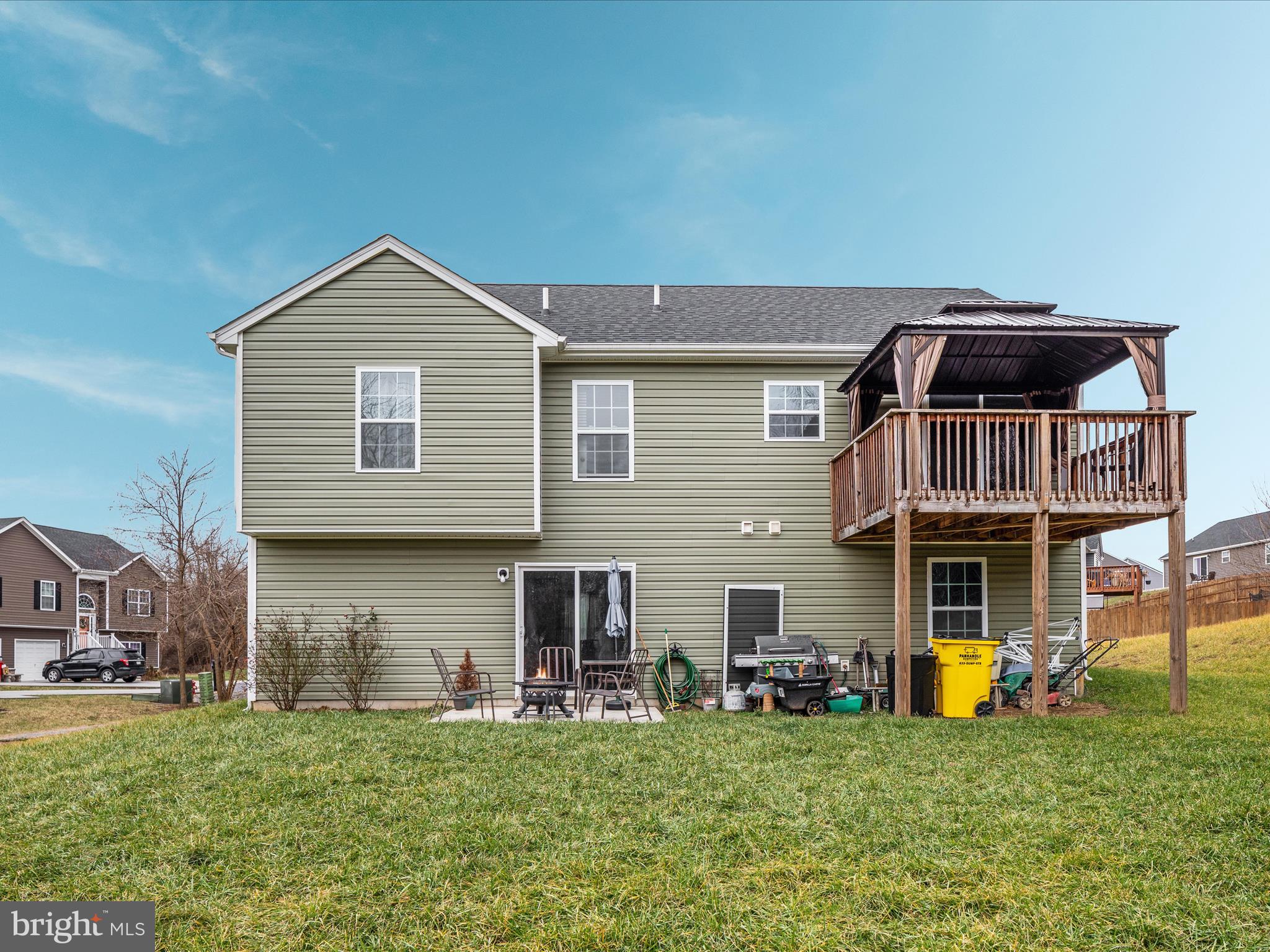 FORT HILL FARMS - Residential