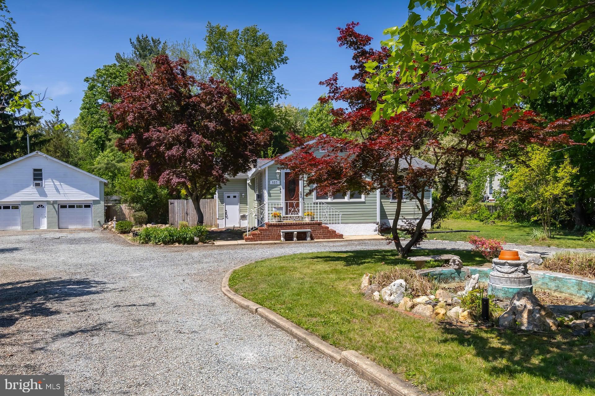 627 SALEM AVENUE
