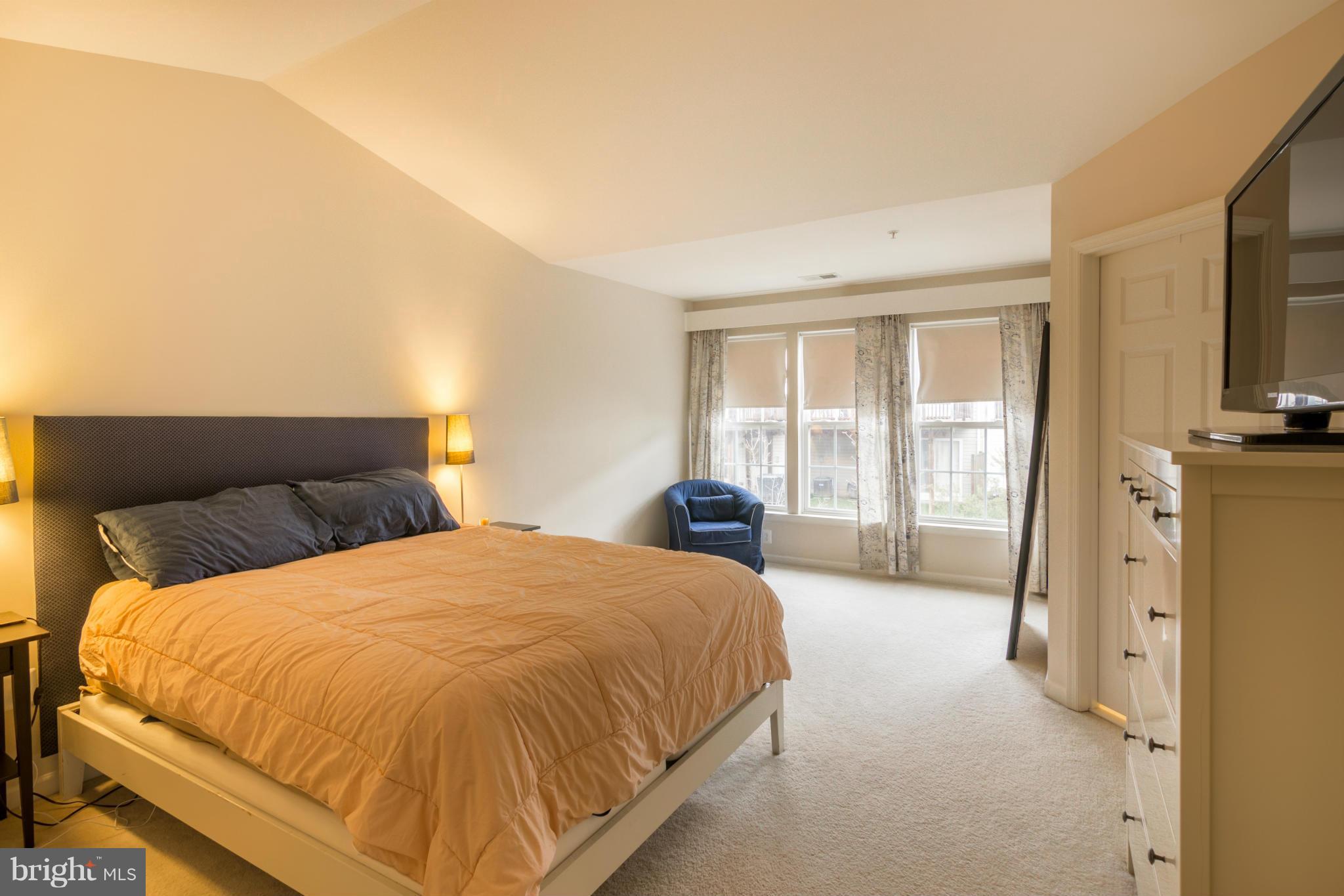 VILLAGE TOWNS - Residential