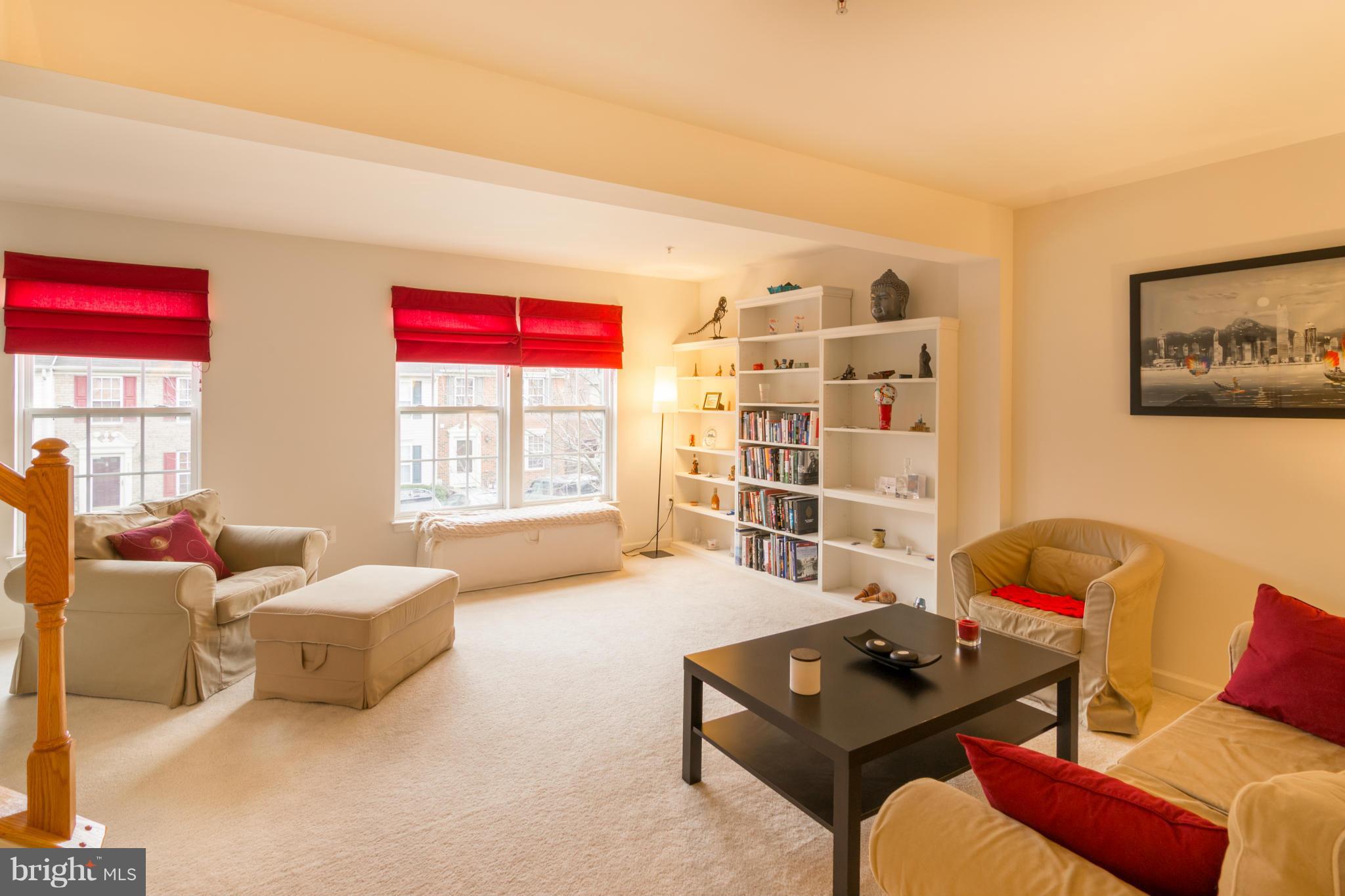 VILLAGE TOWNS - Residential