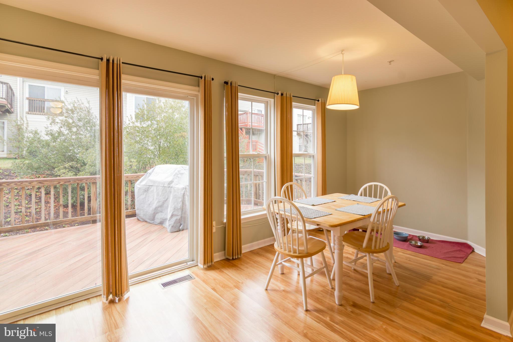 VILLAGE TOWNS - Residential