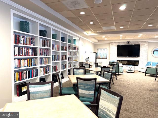 LANSDOWNE WOODS - Residential