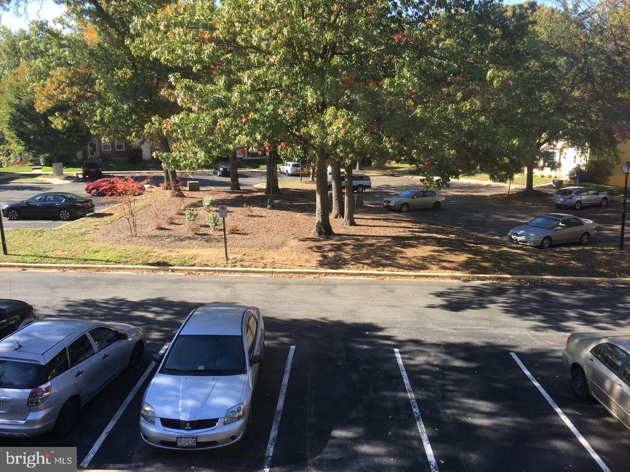 GUNNERS LAKE VILLAGE - Residential Lease