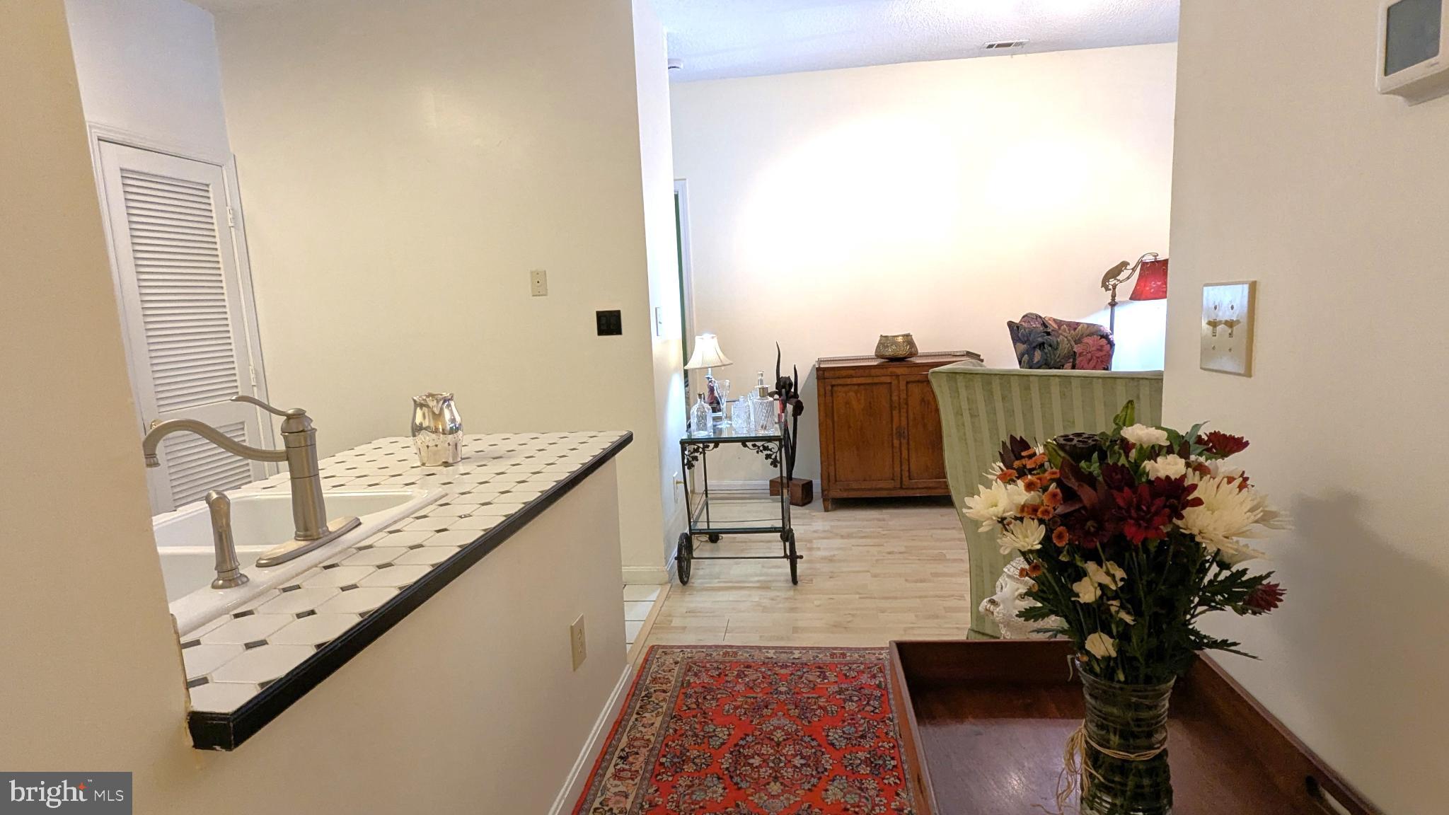 STONECROFT CONDO - Residential