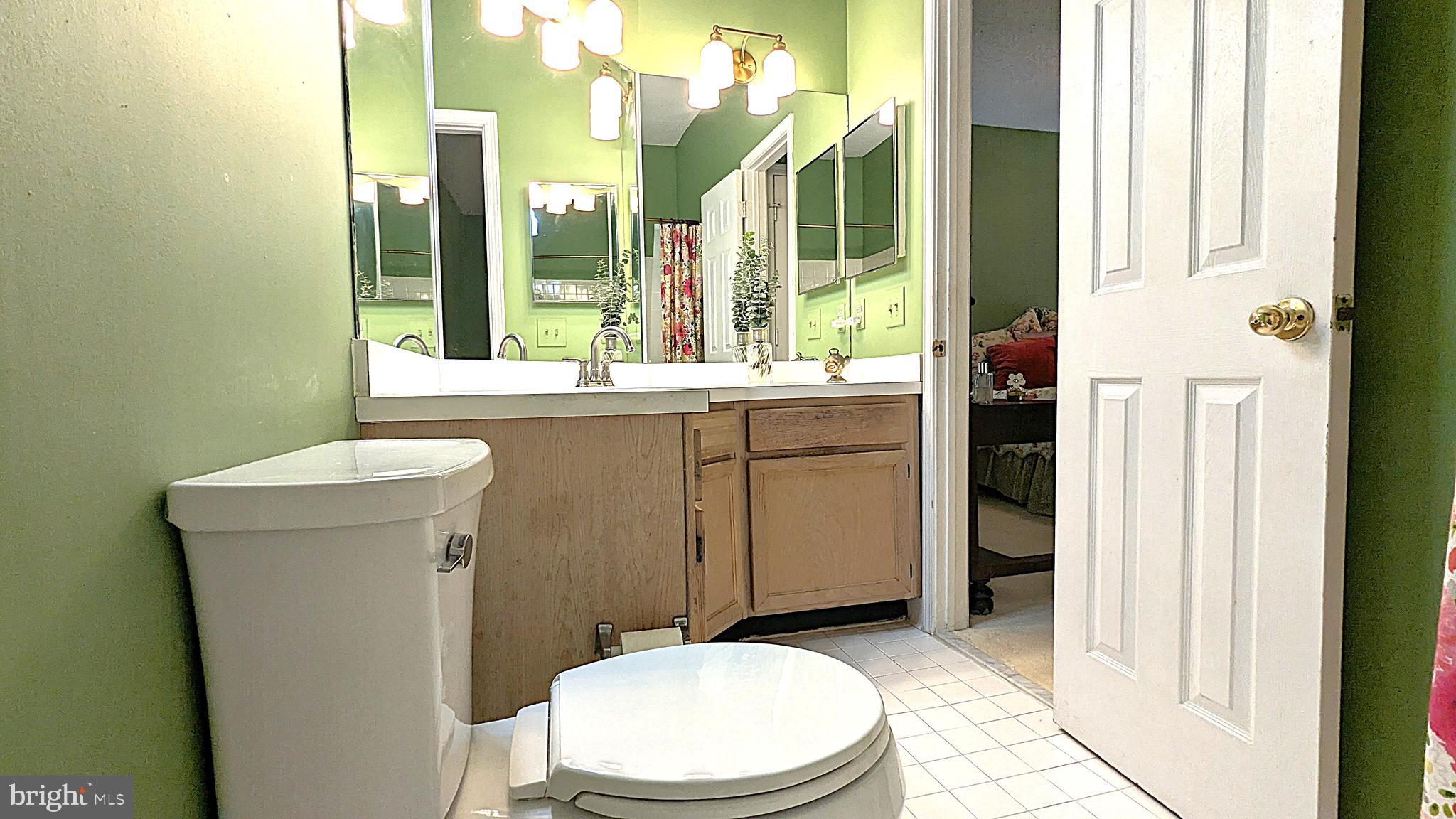 STONECROFT CONDO - Residential