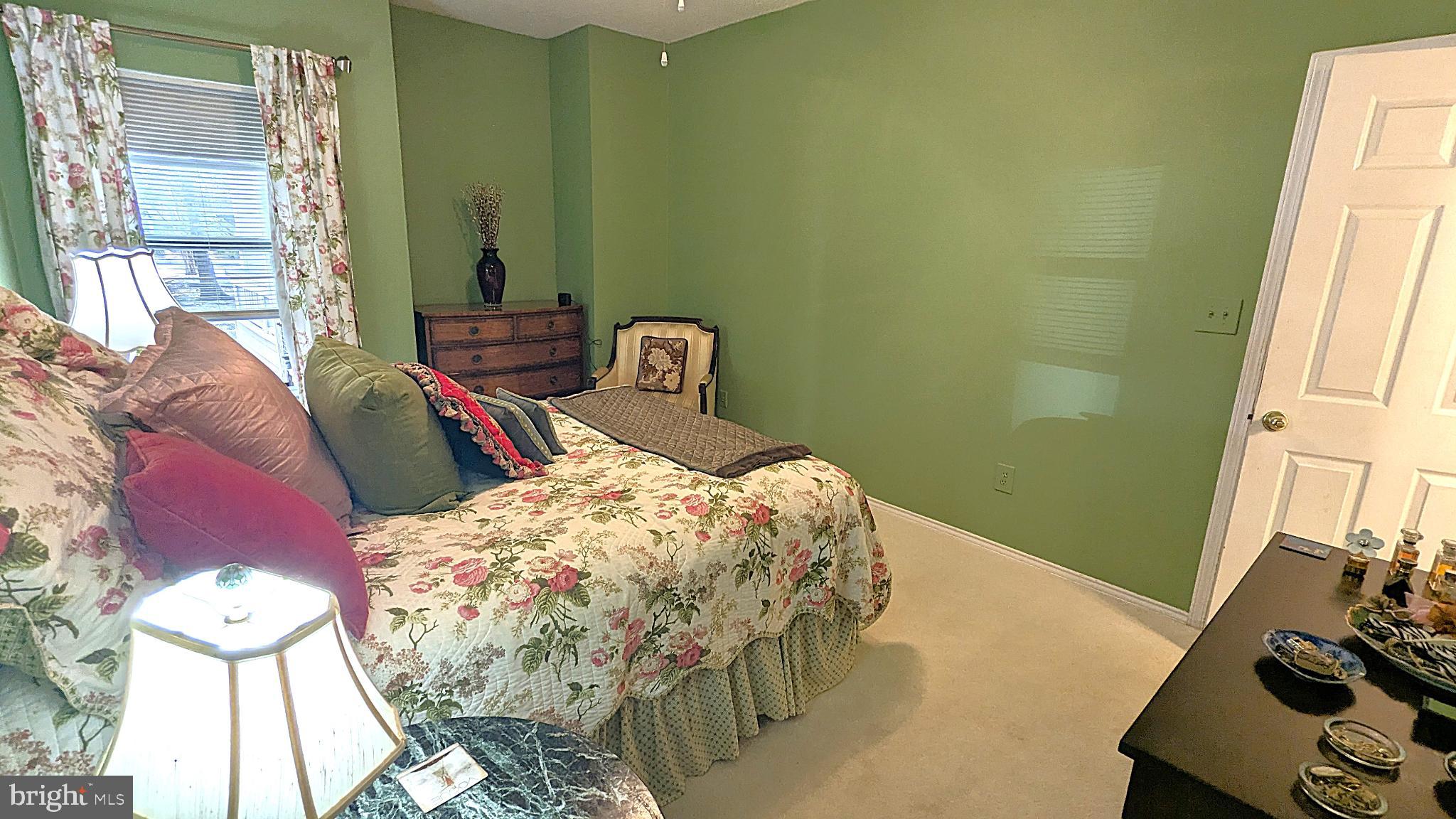 STONECROFT CONDO - Residential