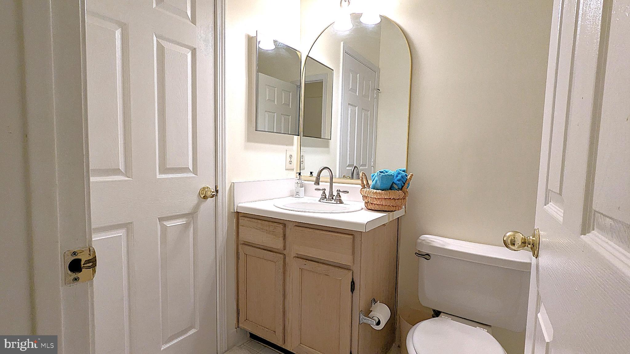 STONECROFT CONDO - Residential