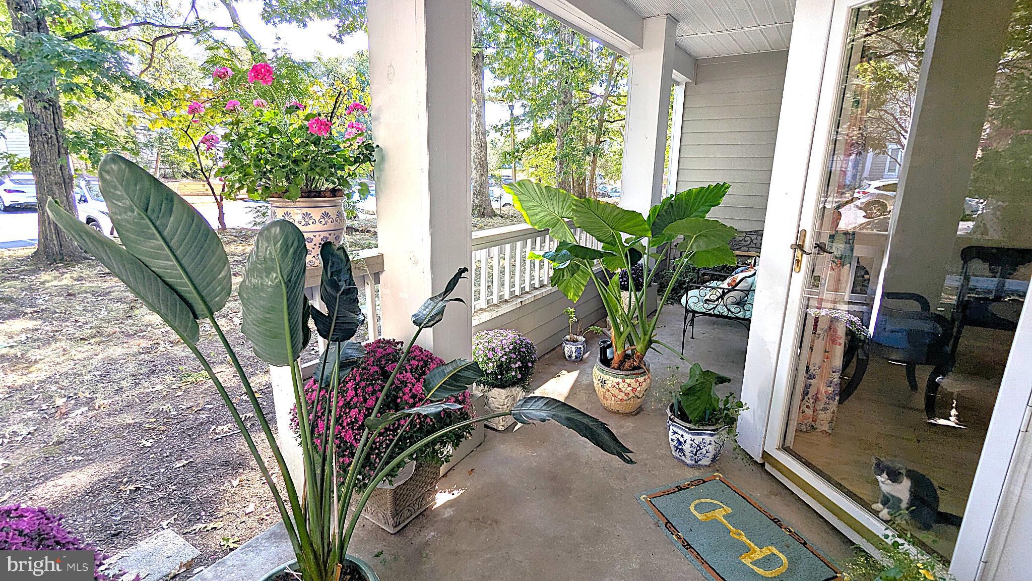 STONECROFT CONDO - Residential