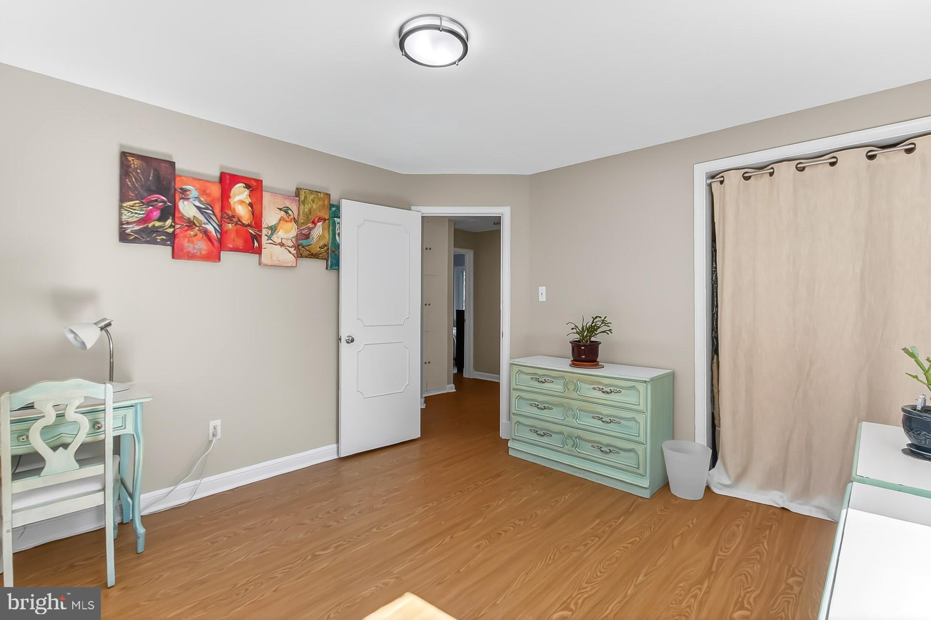 VALLEY BROOK - Residential