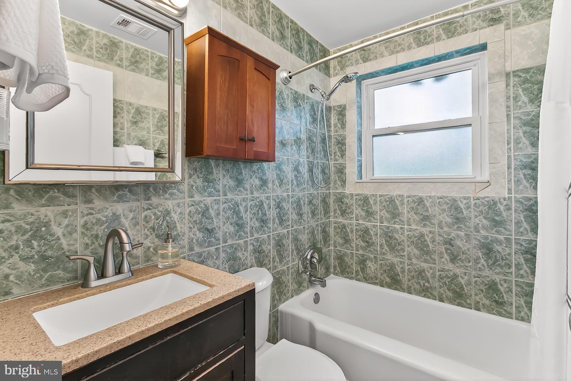 VALLEY BROOK - Residential