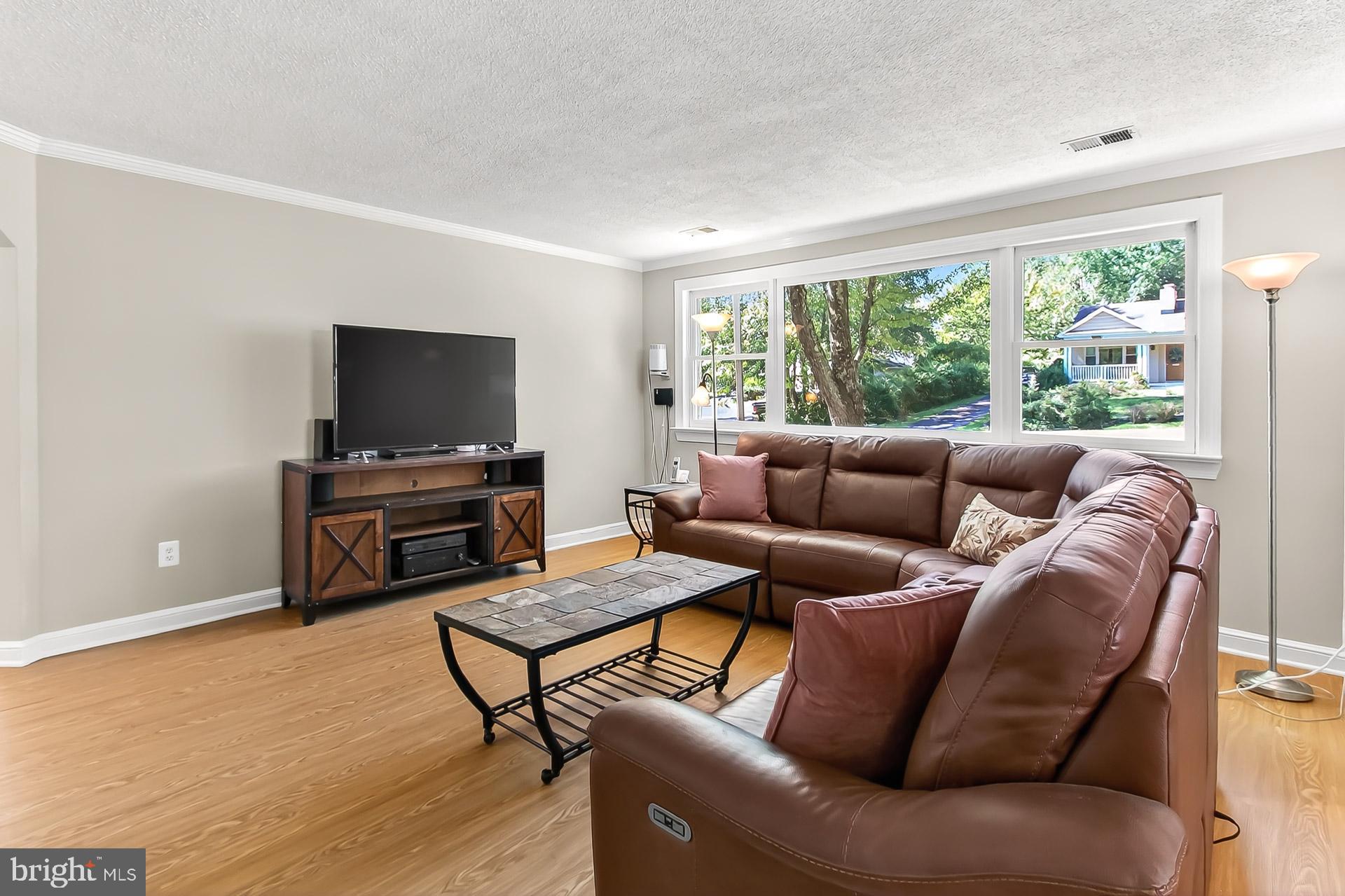 VALLEY BROOK - Residential