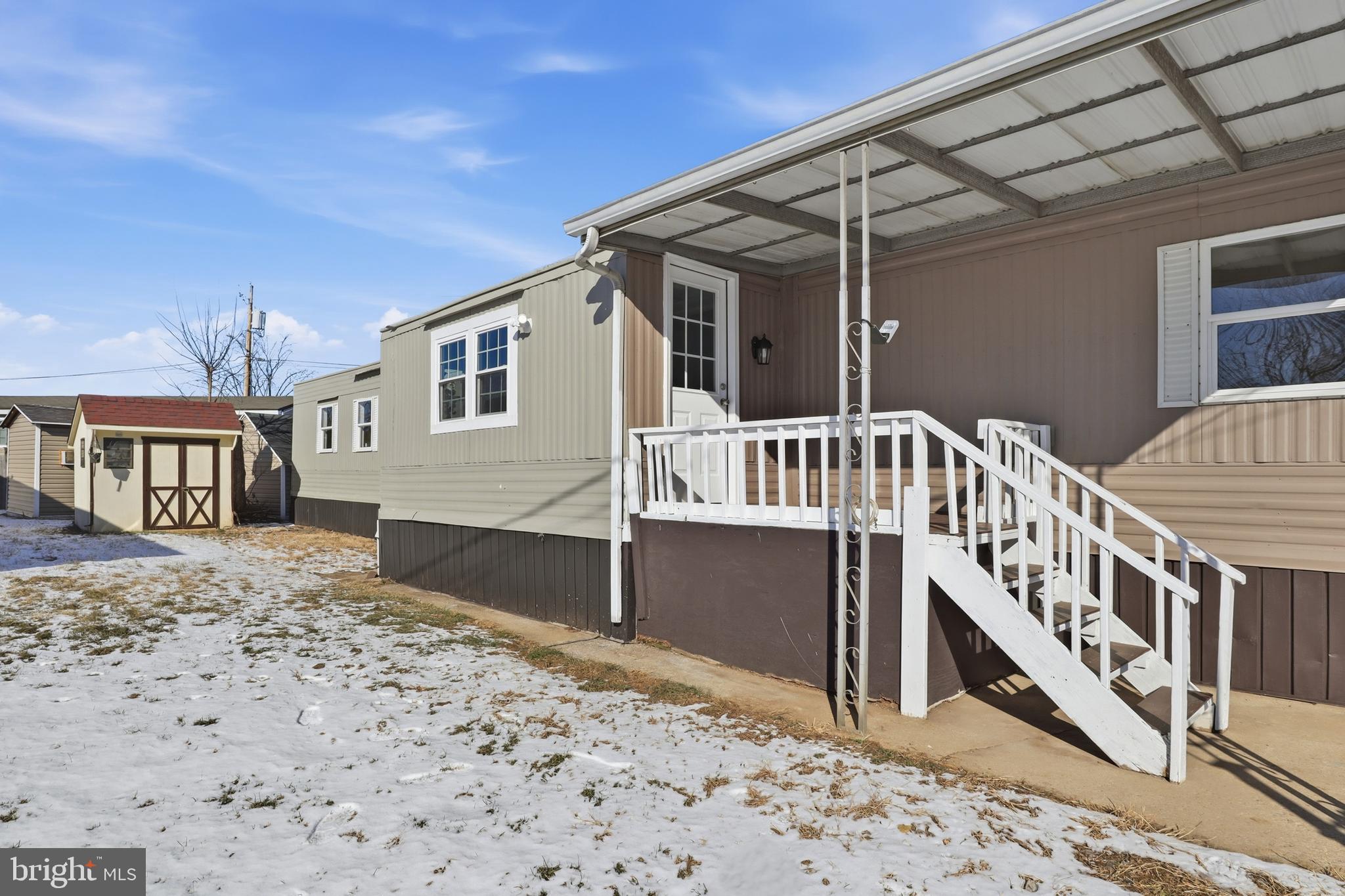 HARBORTON PLACE - Residential