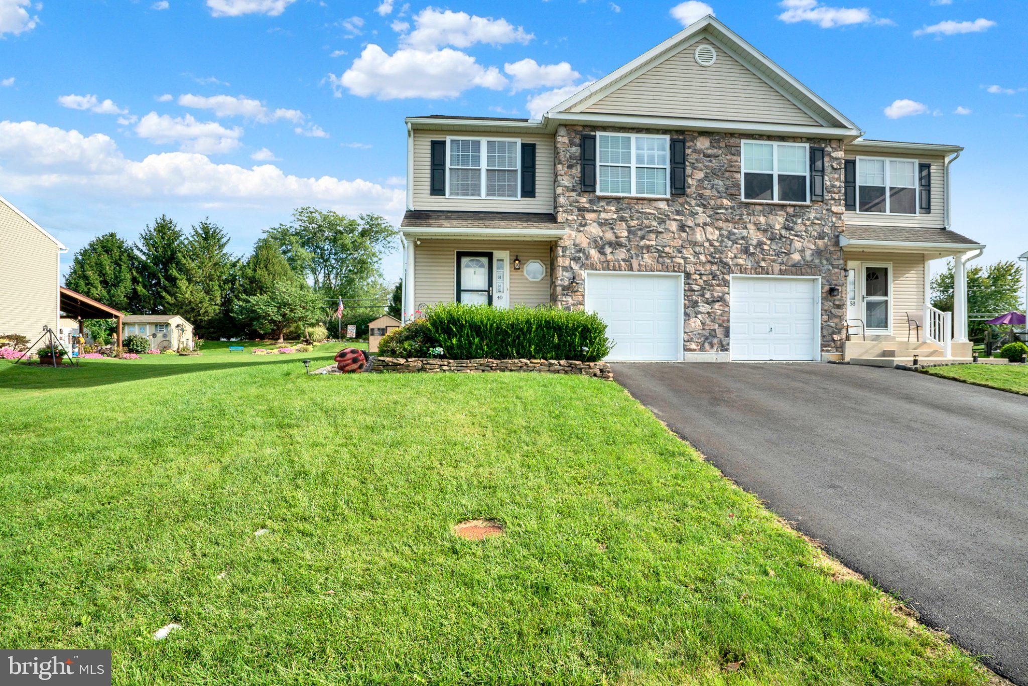 40 N CALAIS DRIVE