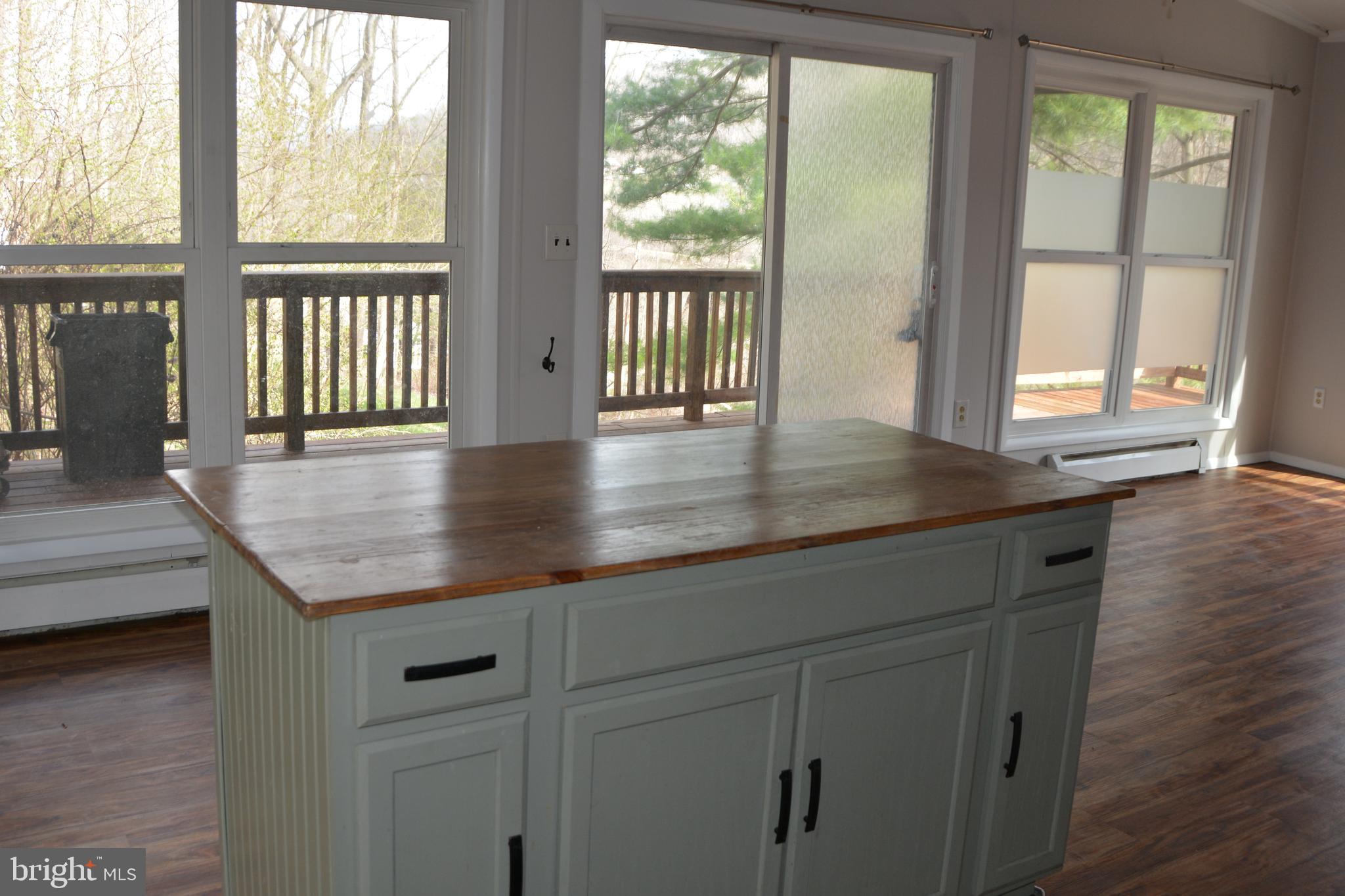 B-SECTION - Residential Lease