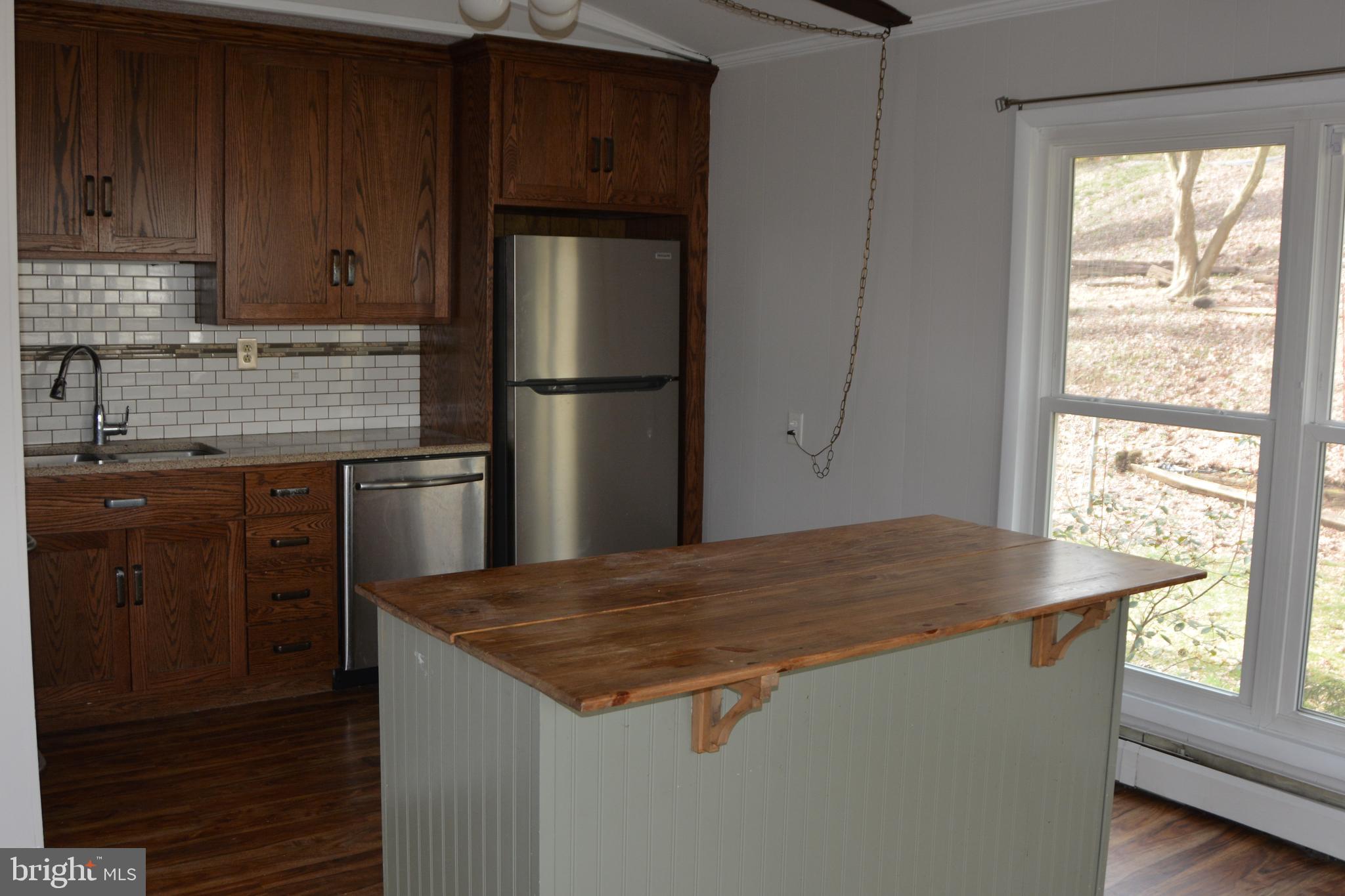 B-SECTION - Residential Lease