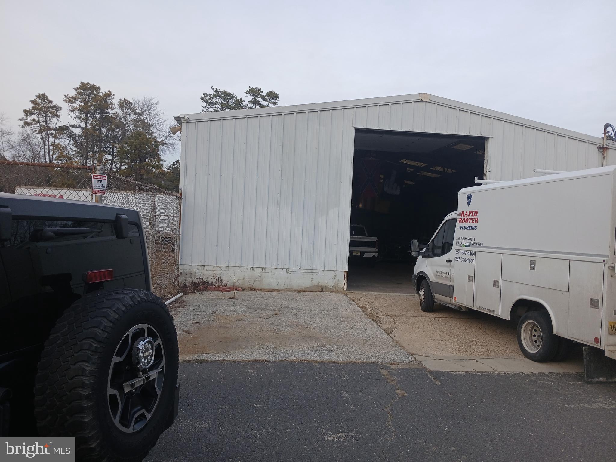 6 W BLACK HORSE PIKE